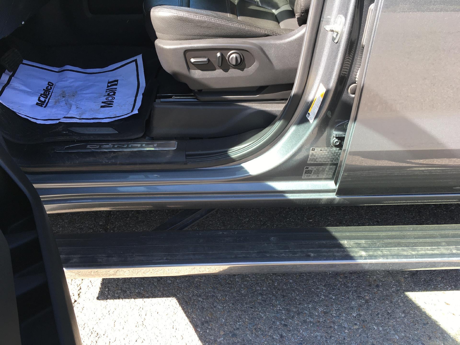 2020 GMC Sierra 1500 Power Lumbar Memory Seat, Power Sunroof, Technology Package, Navigation