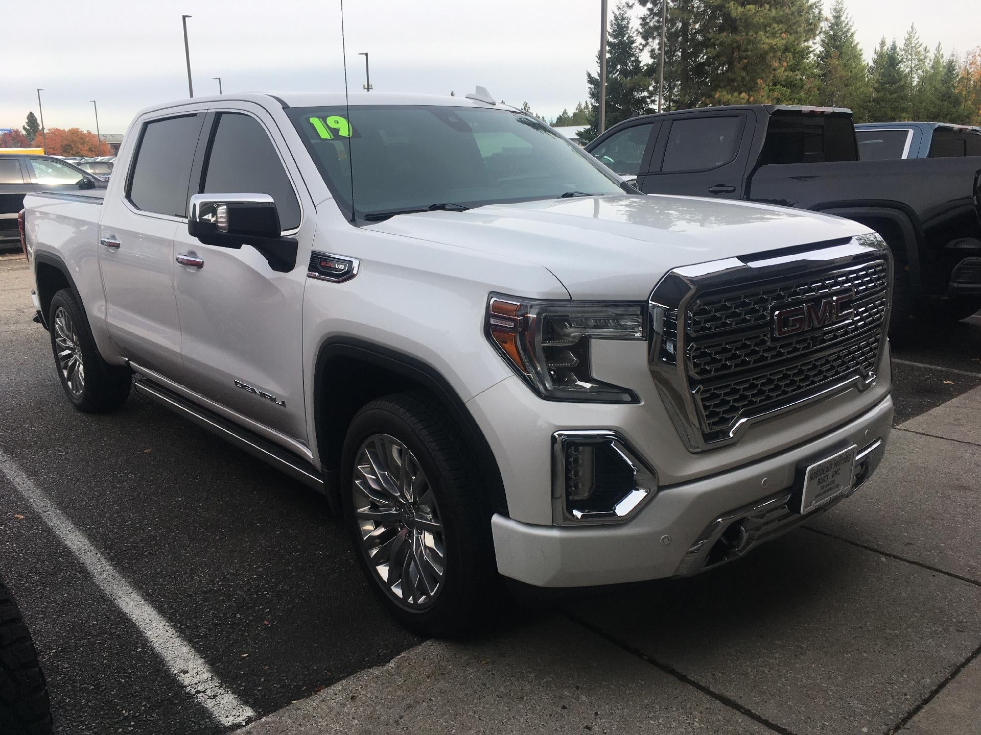 2019 GMC Sierra 1500 Memory Power Lumbar Seat, Technology Package, Power Sunroof, Navigation
