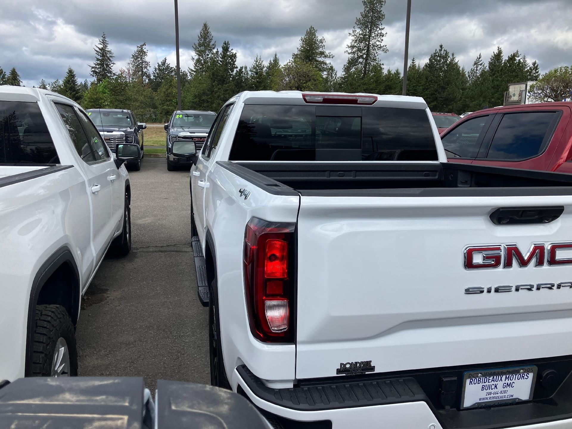 2026 GMC Sierra 1500 Crew Cab Short Box 4-Wheel Drive Elevation 3SB