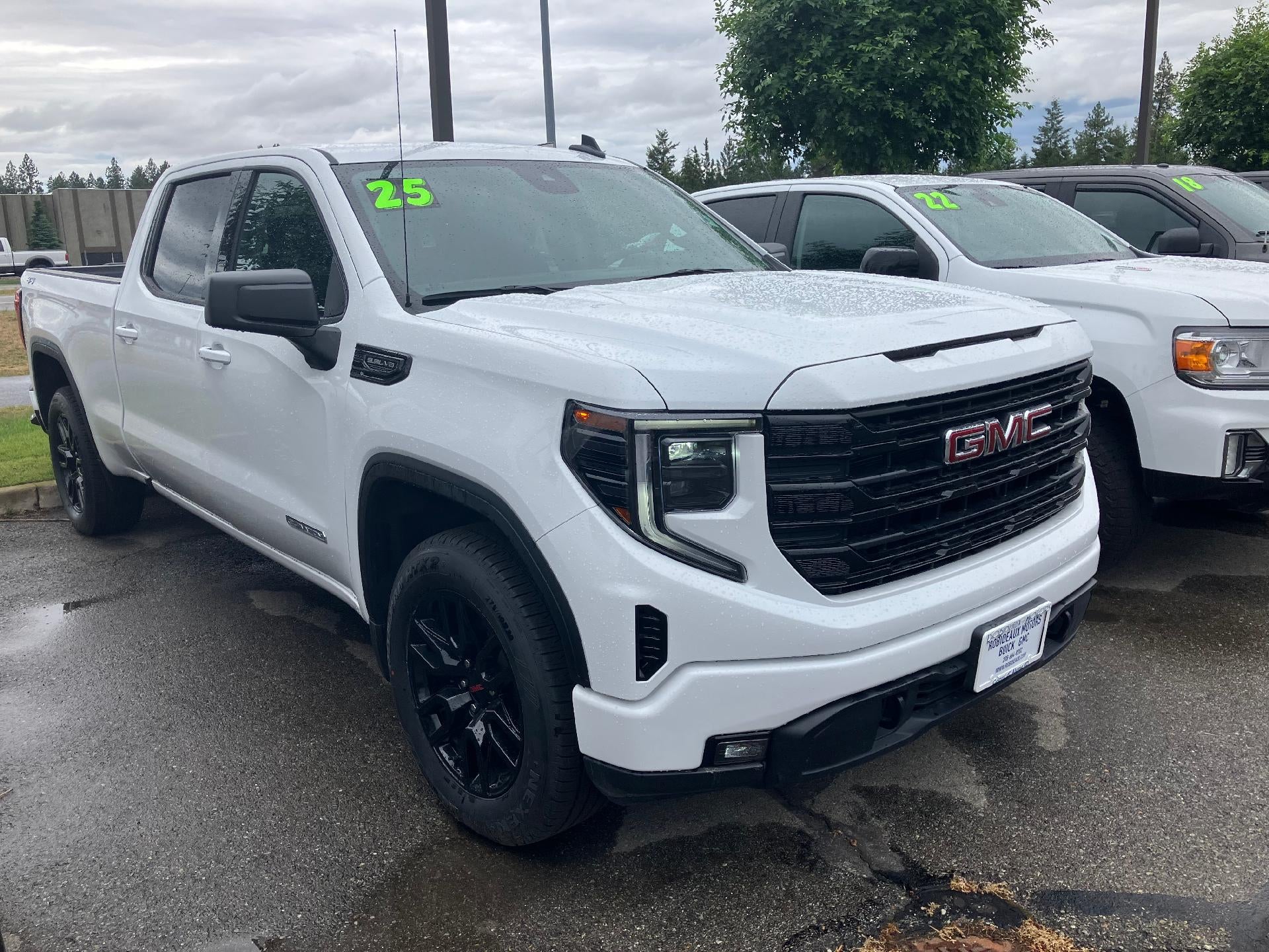 2025 GMC Sierra 1500 Power Heated Seat, Navigation, Adaptive Cruise Control, Trailering Package
