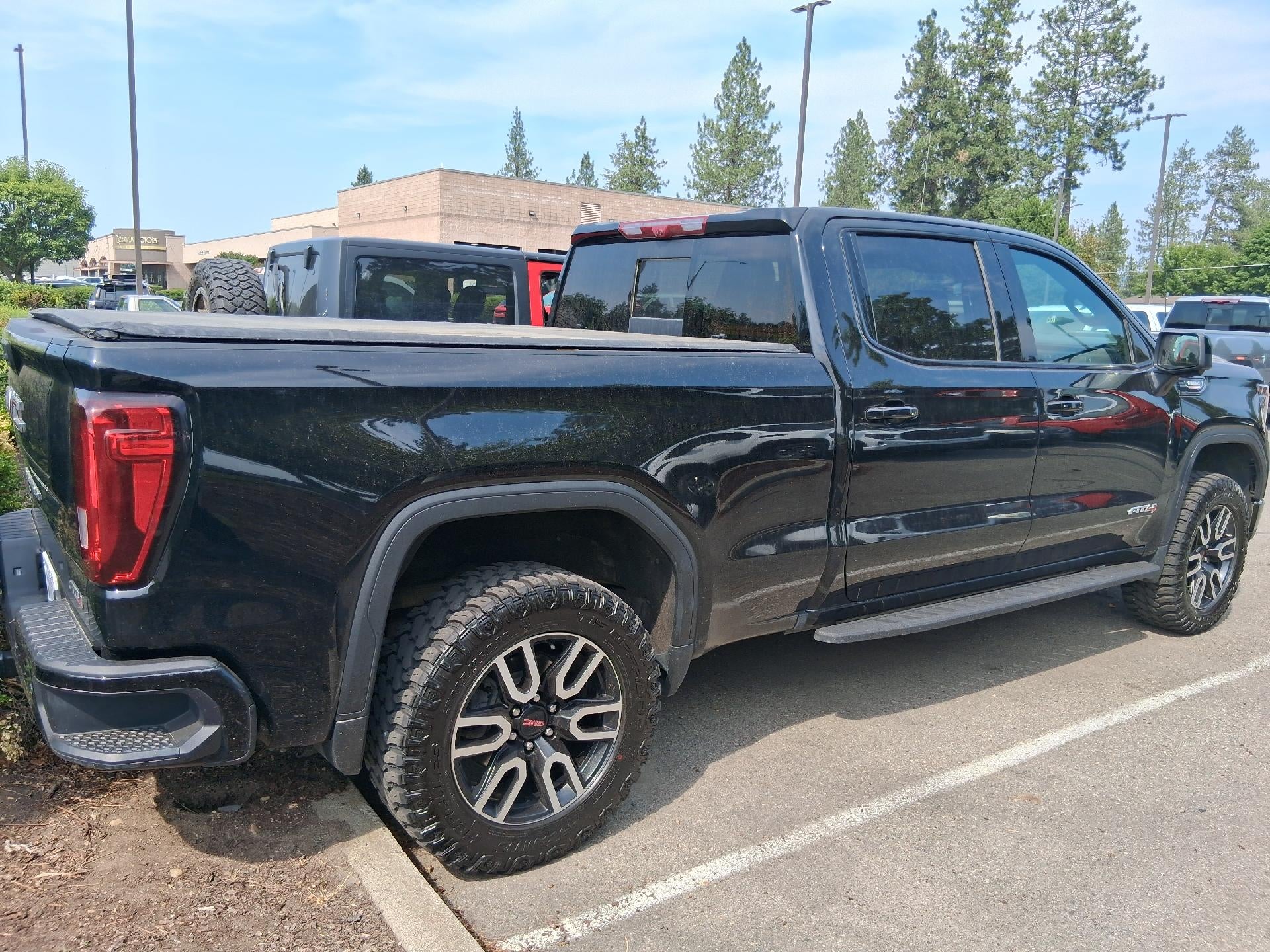 2024 GMC Sierra 1500 Power Sunroof, Technology Package, Power Memory Seat