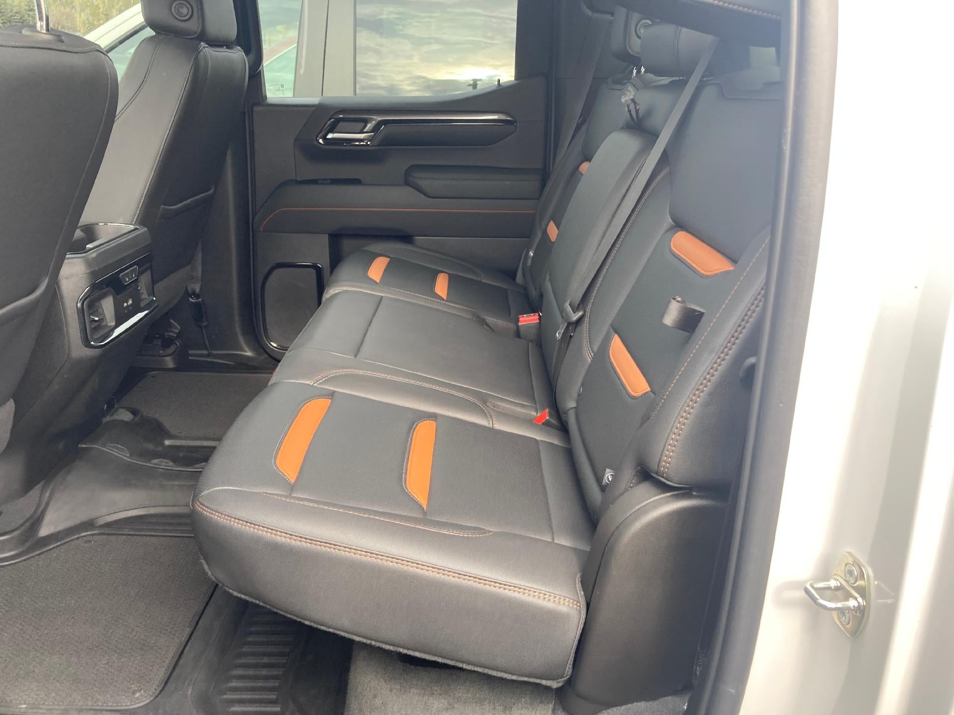 2023 GMC Sierra 1500 Memory Power Seat, Navigation, Power Sunroof, Adaptive Cruise Control