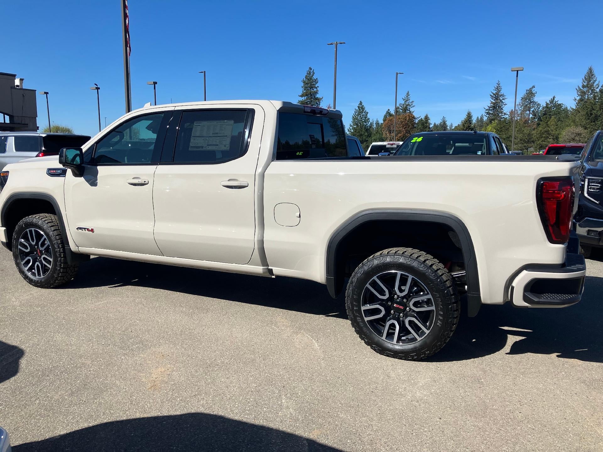 2026 GMC Sierra 1500 Crew Cab Standard Box 4-Wheel Drive AT4