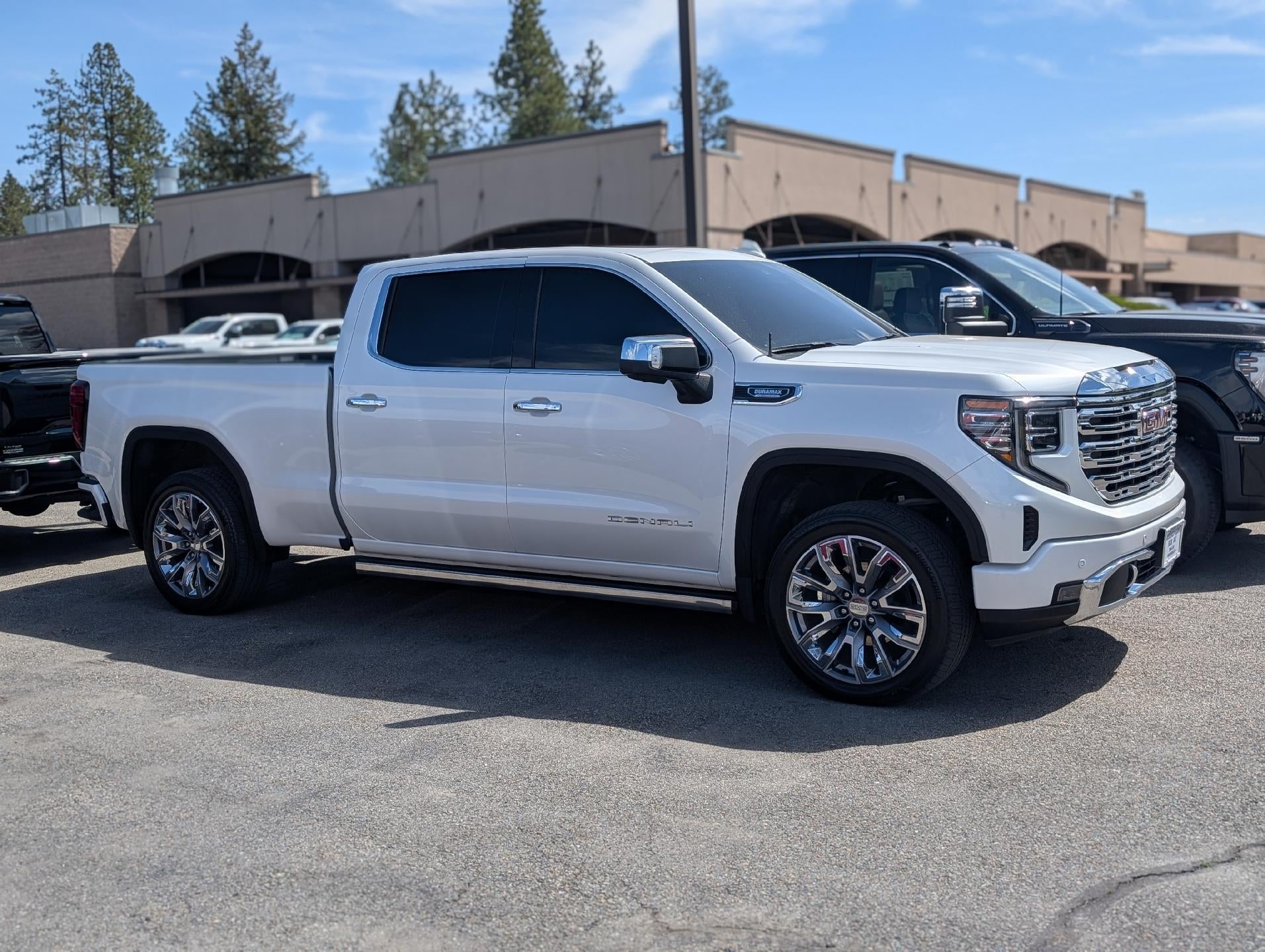 2024 GMC Sierra 1500 Power Memory Lumbar Seat, Navigation, Technology Package