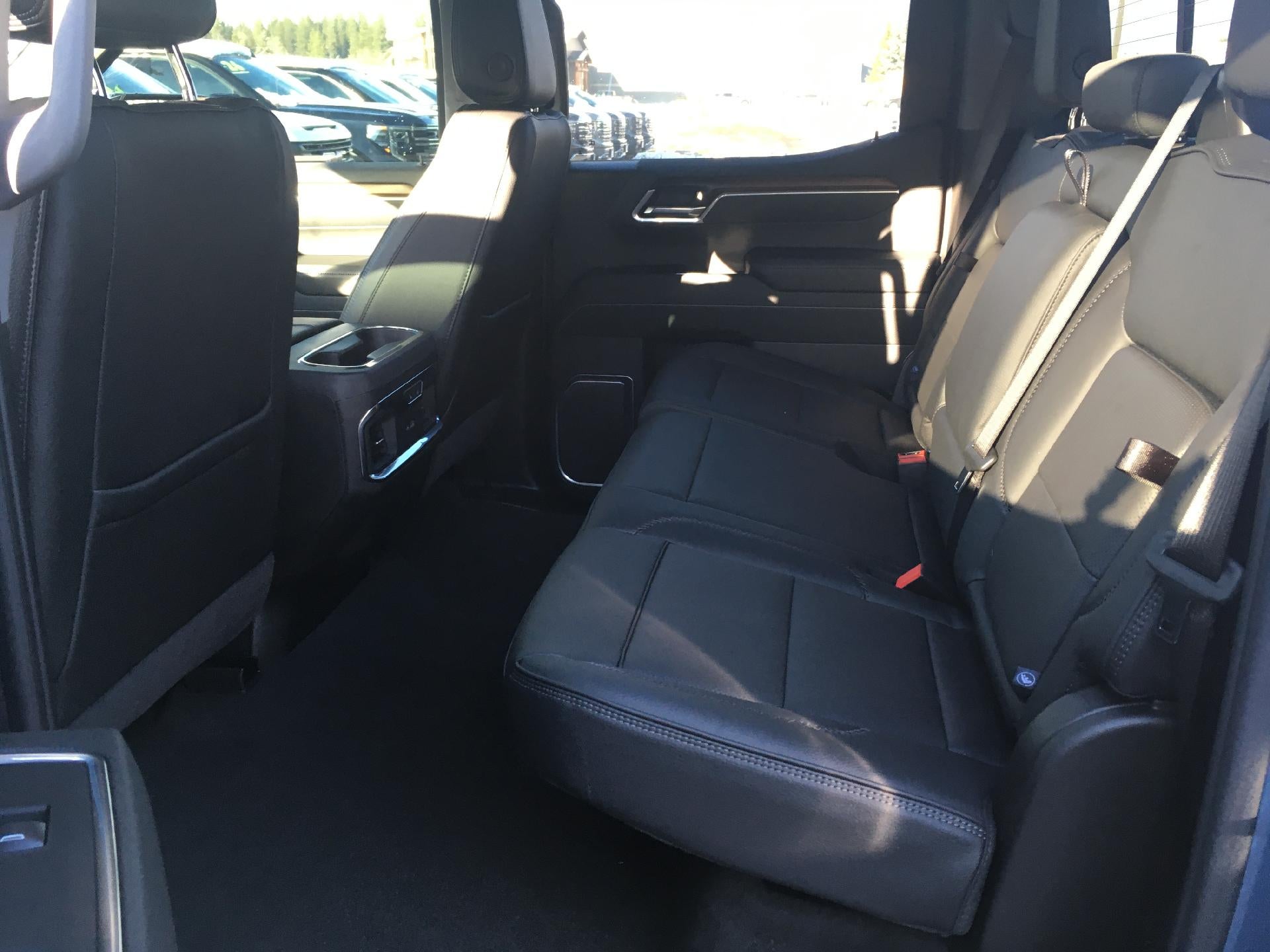 2026 GMC Sierra 1500 Power Lumbar Seat, Navigation, Power Sunroof, Technology Package