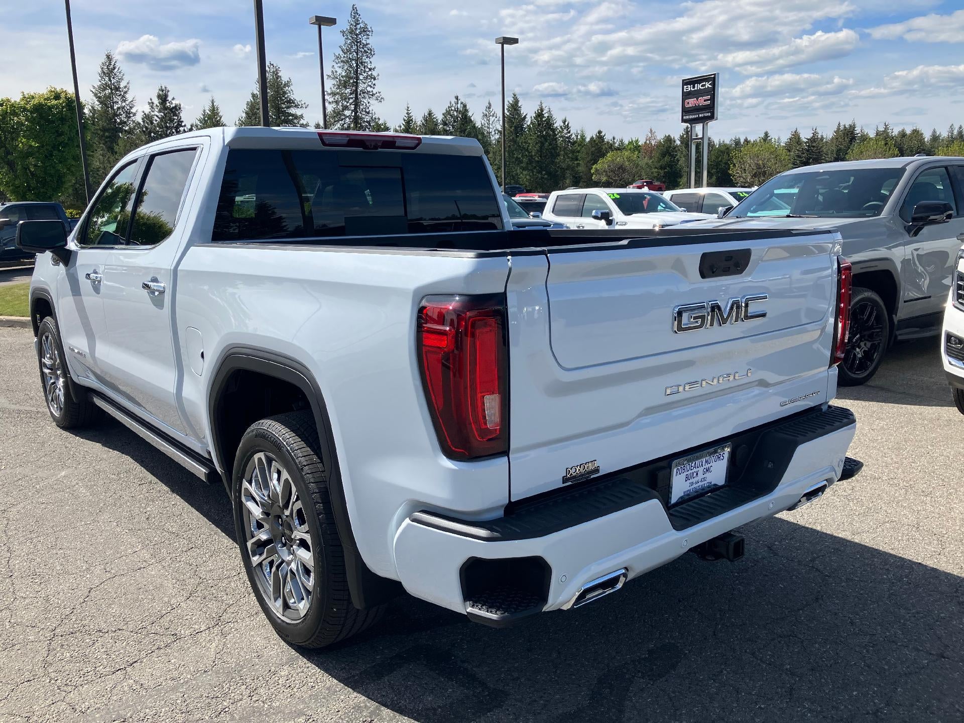 2026 GMC Sierra 1500 Crew Cab Short Box 4-Wheel Drive Denali Ultimate