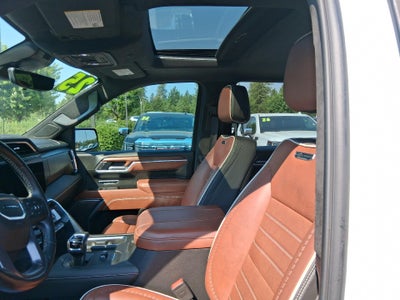 2025 GMC Sierra 1500 Power Memory Massage Lumbar Seat, Power Sunroof, Navigation