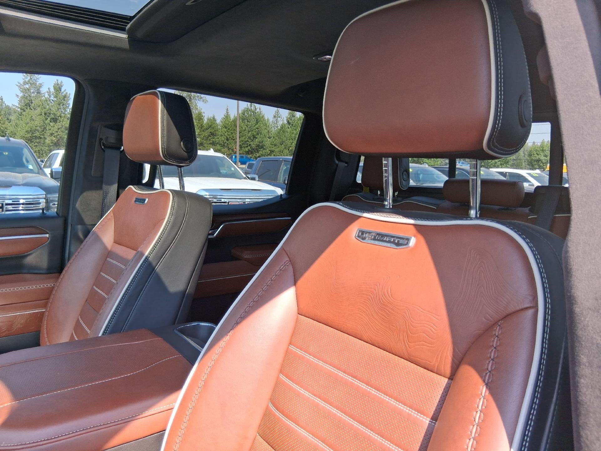 2025 GMC Sierra 1500 Power Memory Massage Lumbar Seat, Power Sunroof, Navigation