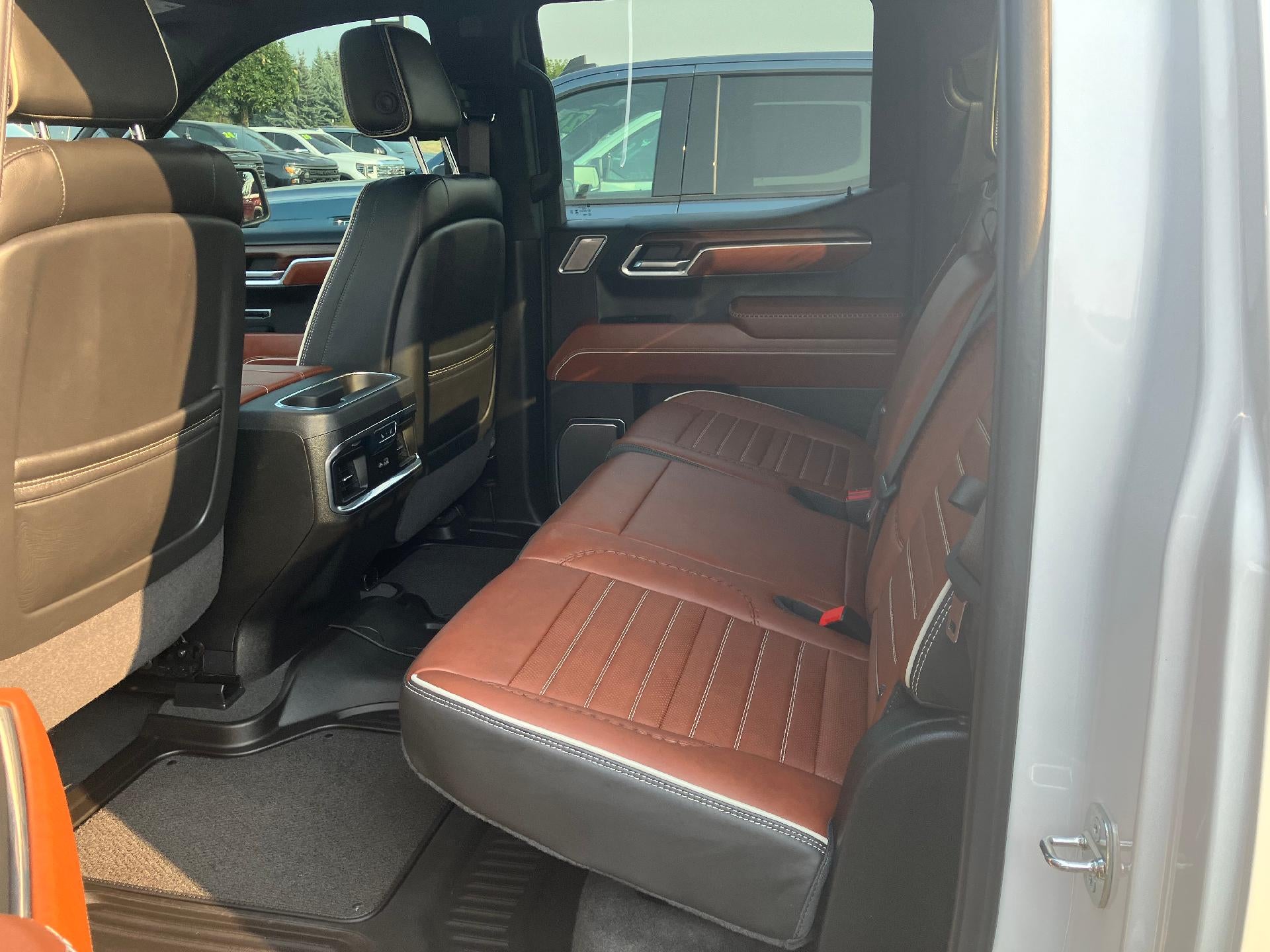 2024 GMC Sierra 1500 Power Memory Massage Lumbar Seat, Power Sunroof, Navigation, Adaptive Cruise Control