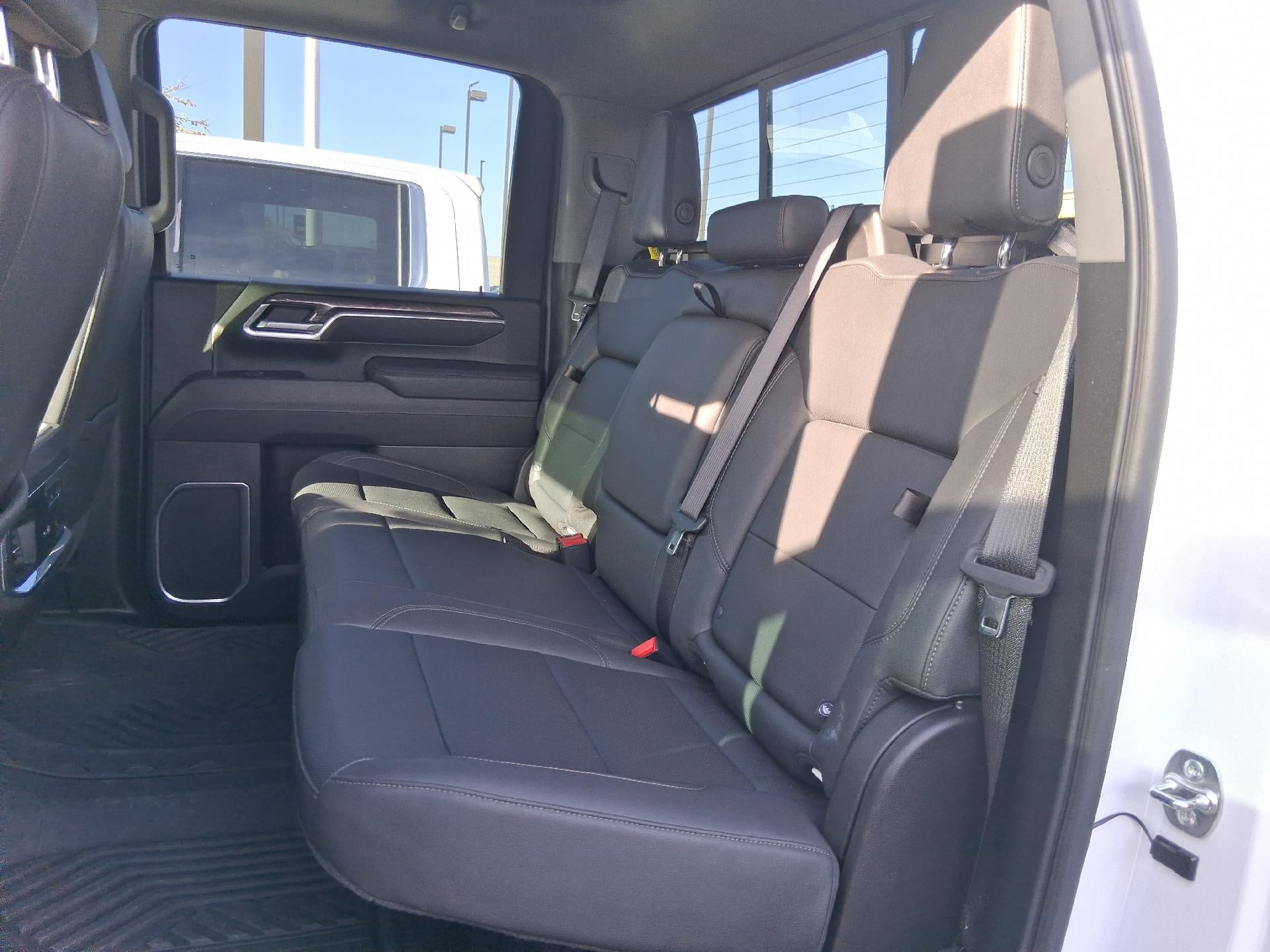 2025 Chevrolet Silverado 2500 HD Power Lumbar Memory Seat, Technology Package, Power Sunroof