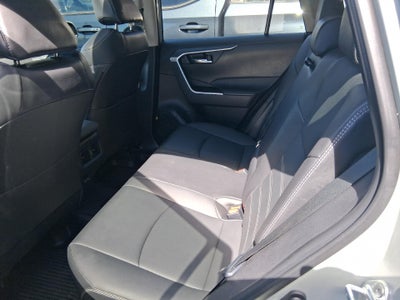 2022 Toyota RAV4 Power Lumbar Seat, Back Up Camera, Cruise Control