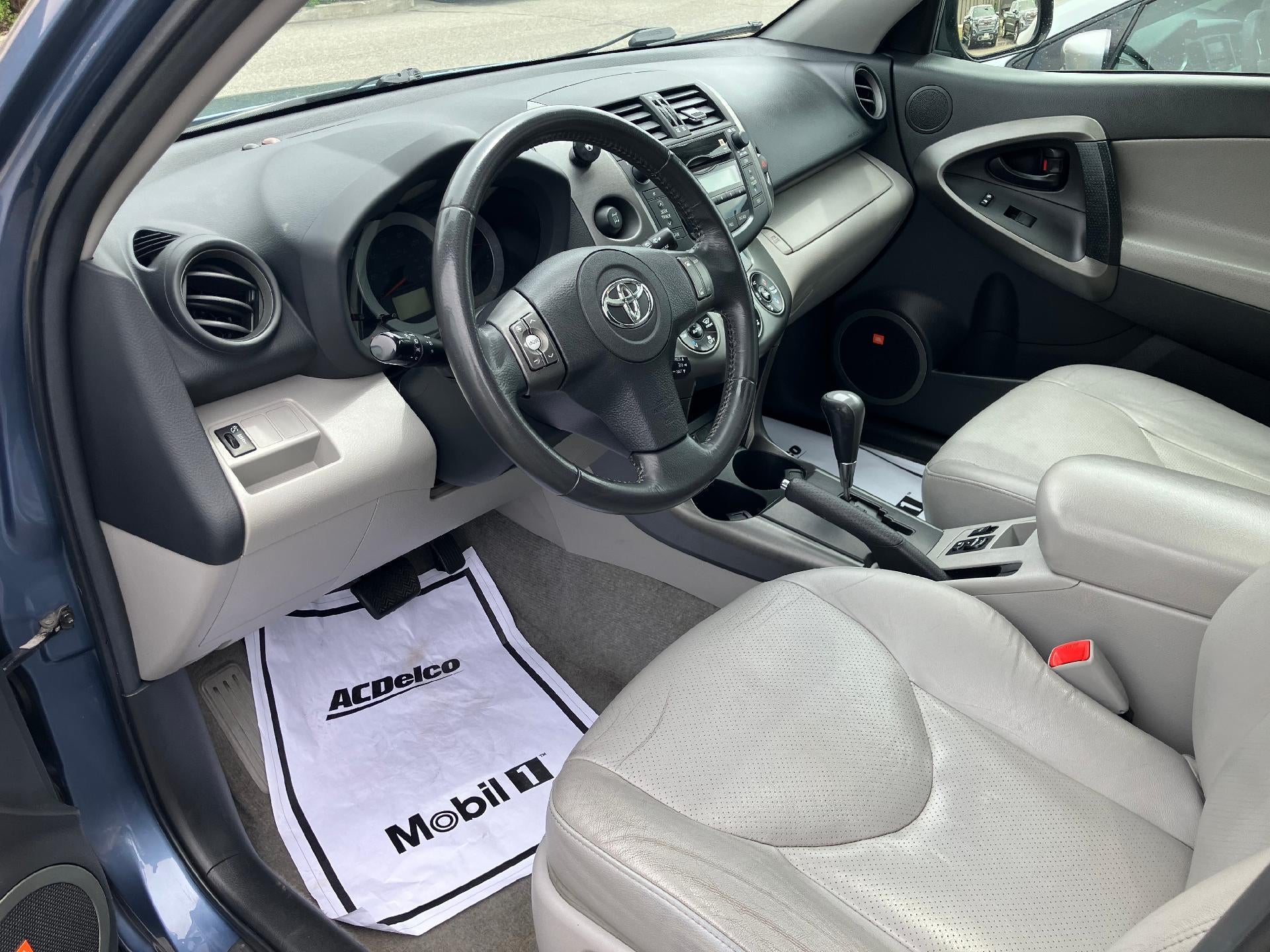 2011 Toyota RAV4 6-Way Seat, Power Windows and Locks, Cruise Control