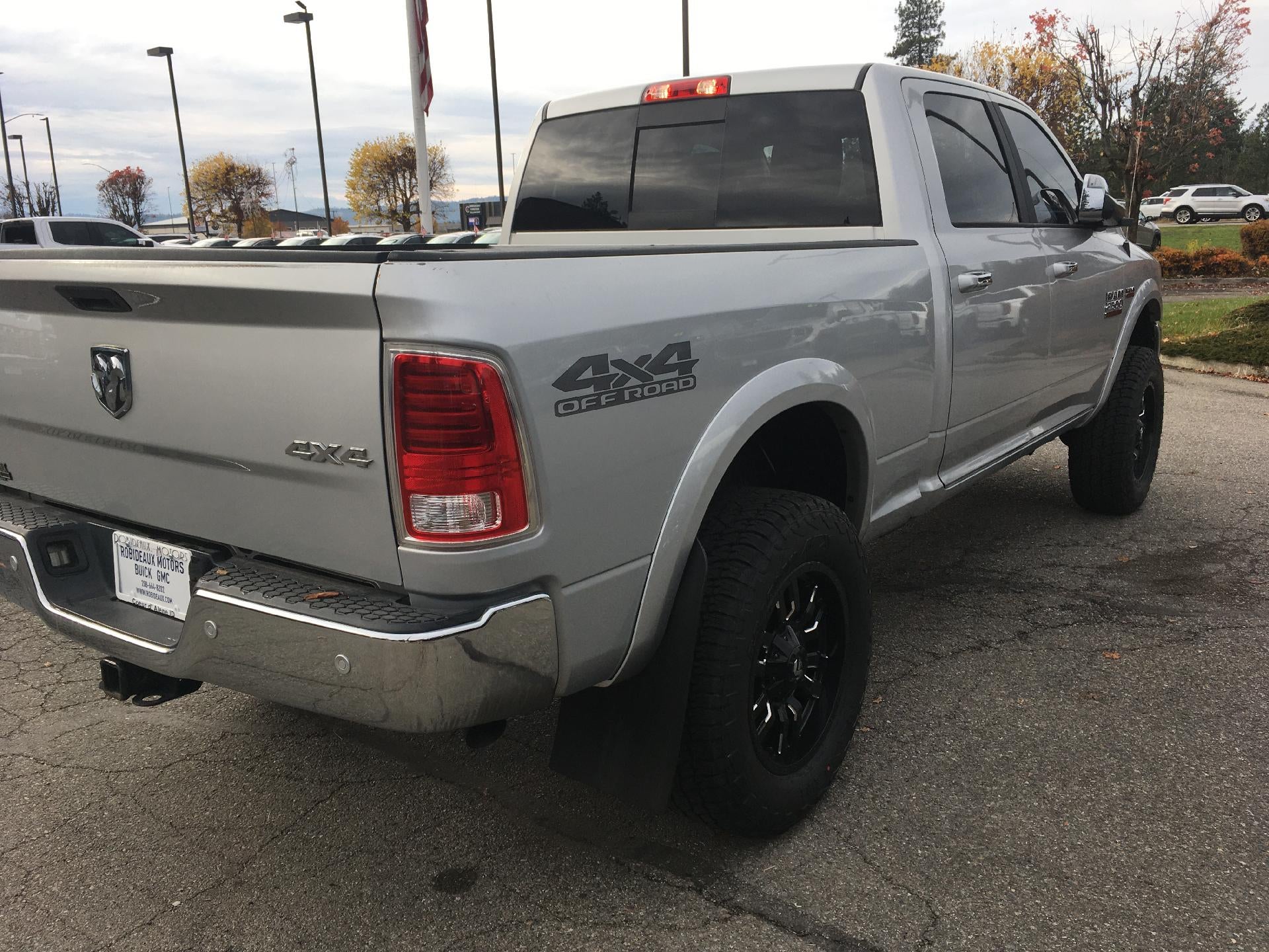 2018 RAM 2500 Power Lumbar Heated and Cooled Seat, Cruise Control, Back Up Camera