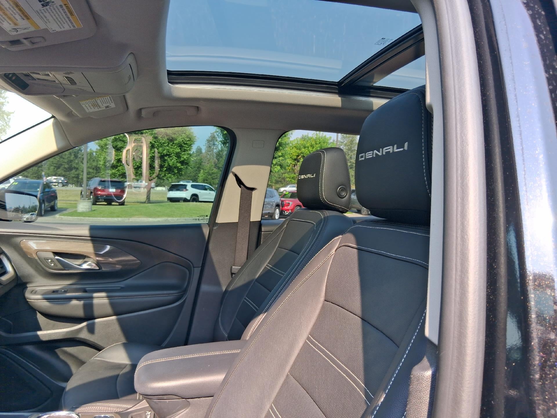 2023 GMC Terrain Memory Power Lumbar Seat, Skyscape Sunroof, Navigation