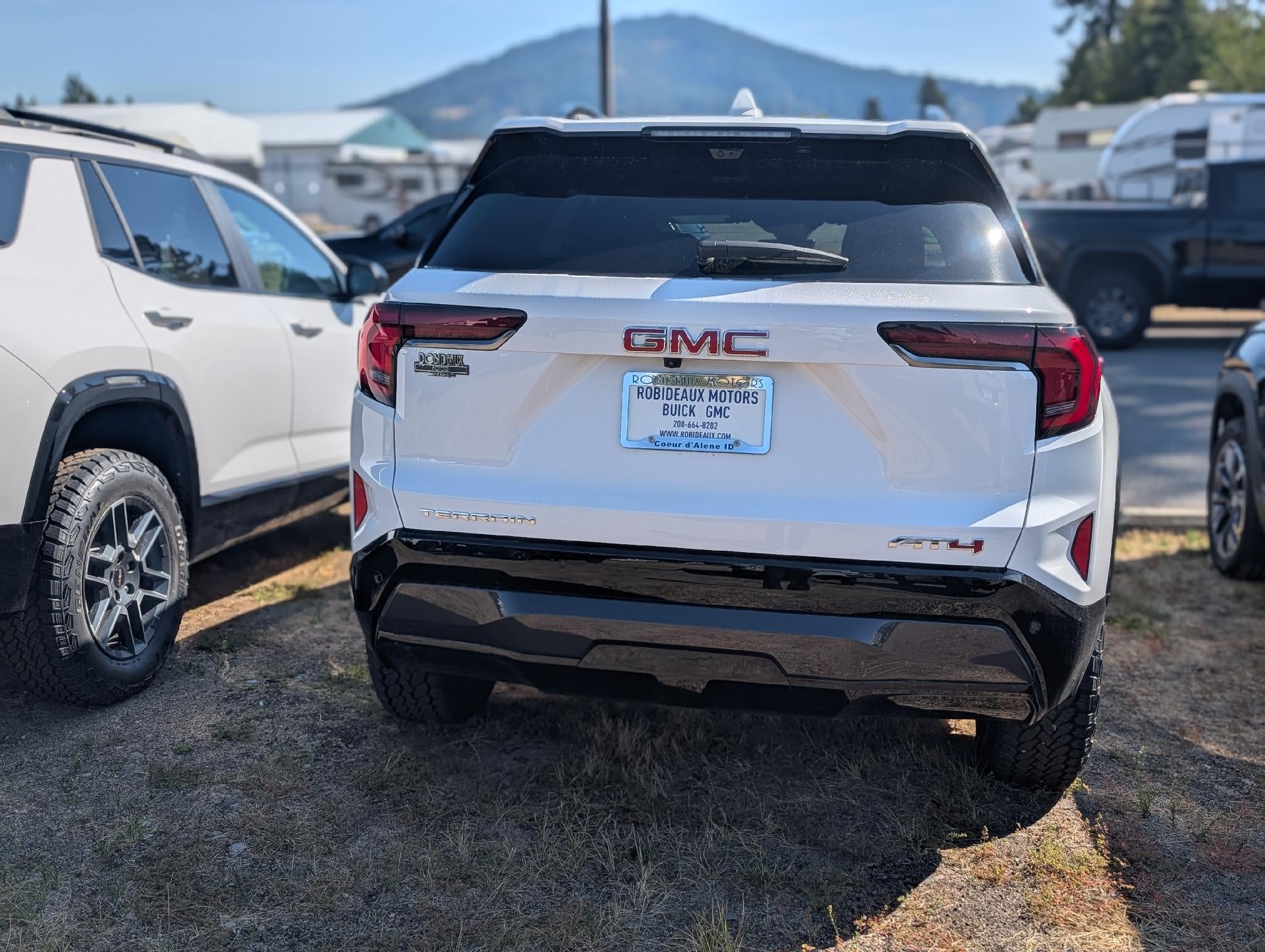 2027 GMC Terrain AWD 4dr AT4