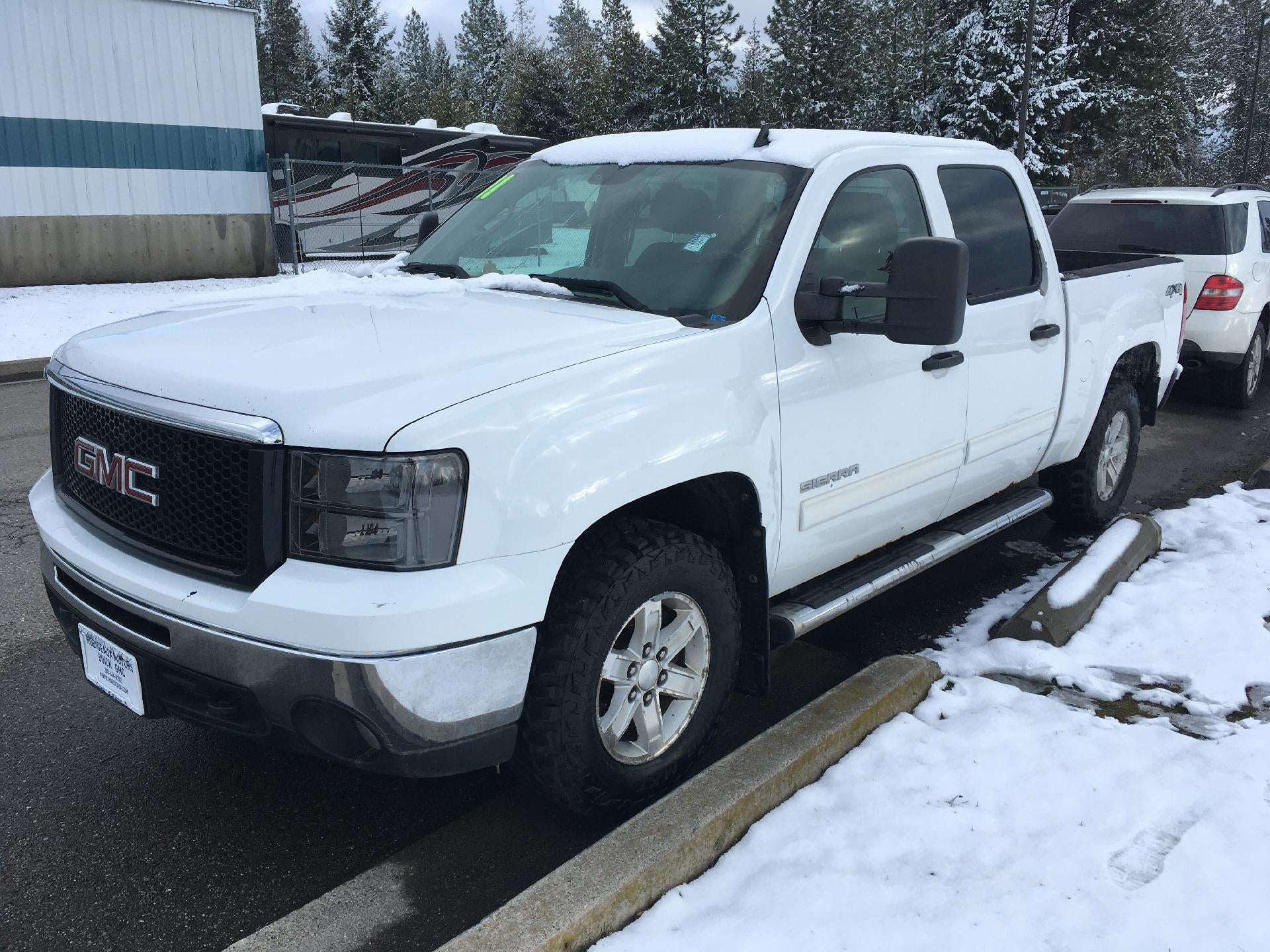 2011 GMC Sierra 1500 Power Seat, Cruise Control, HD Trailering Equipment