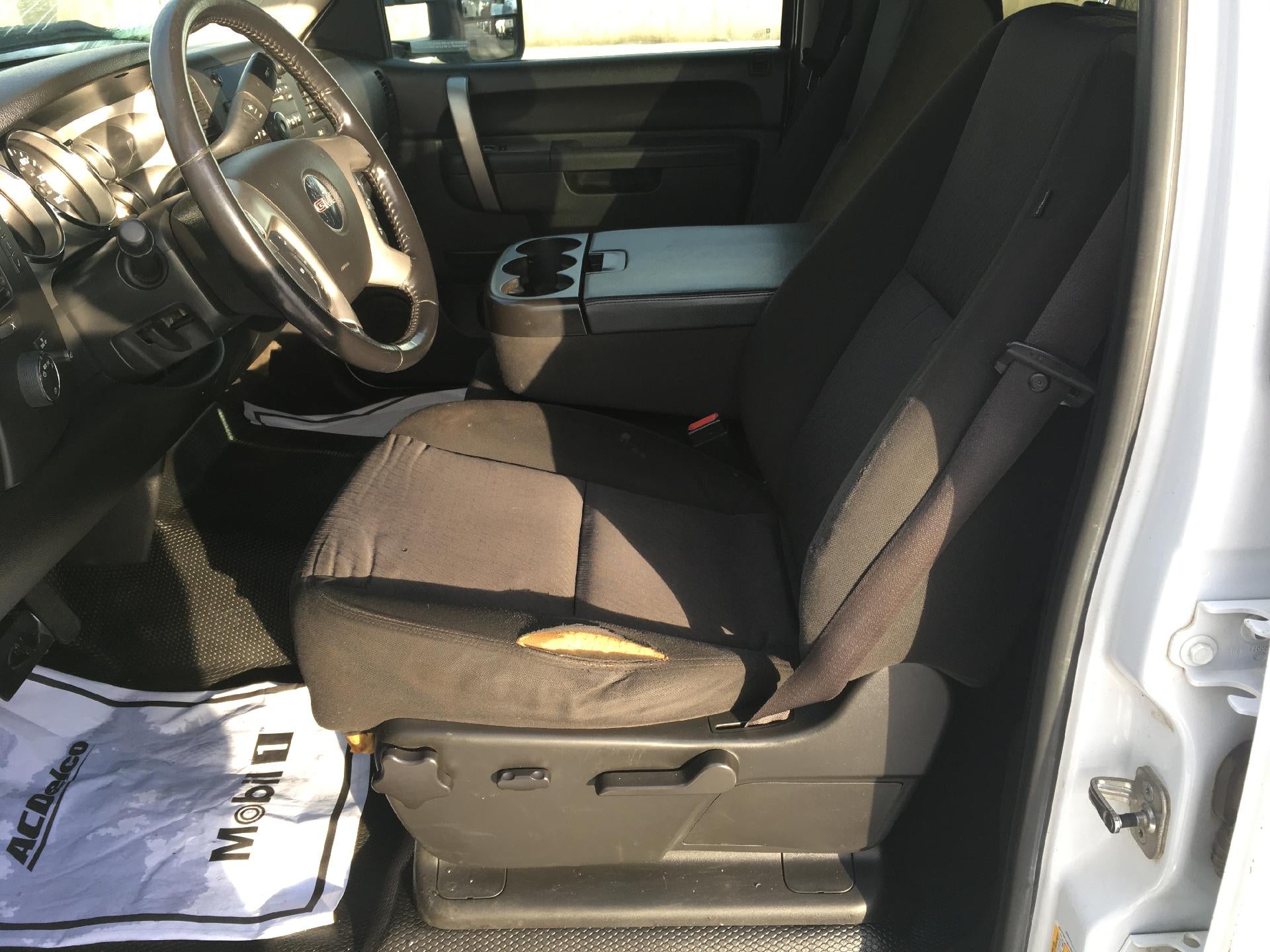 2011 GMC Sierra 1500 Power Seat, Cruise Control, HD Trailering Equipment