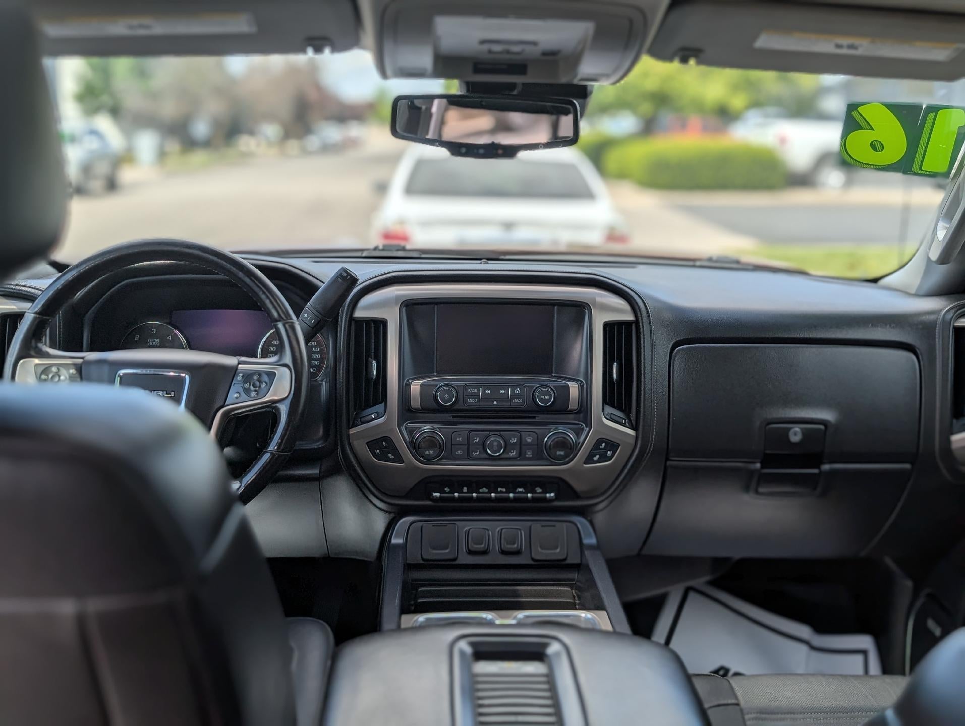 2016 GMC Sierra 1500 Memory Leather Heated and Cooled Seat, Navigation, Rear Vision Camera