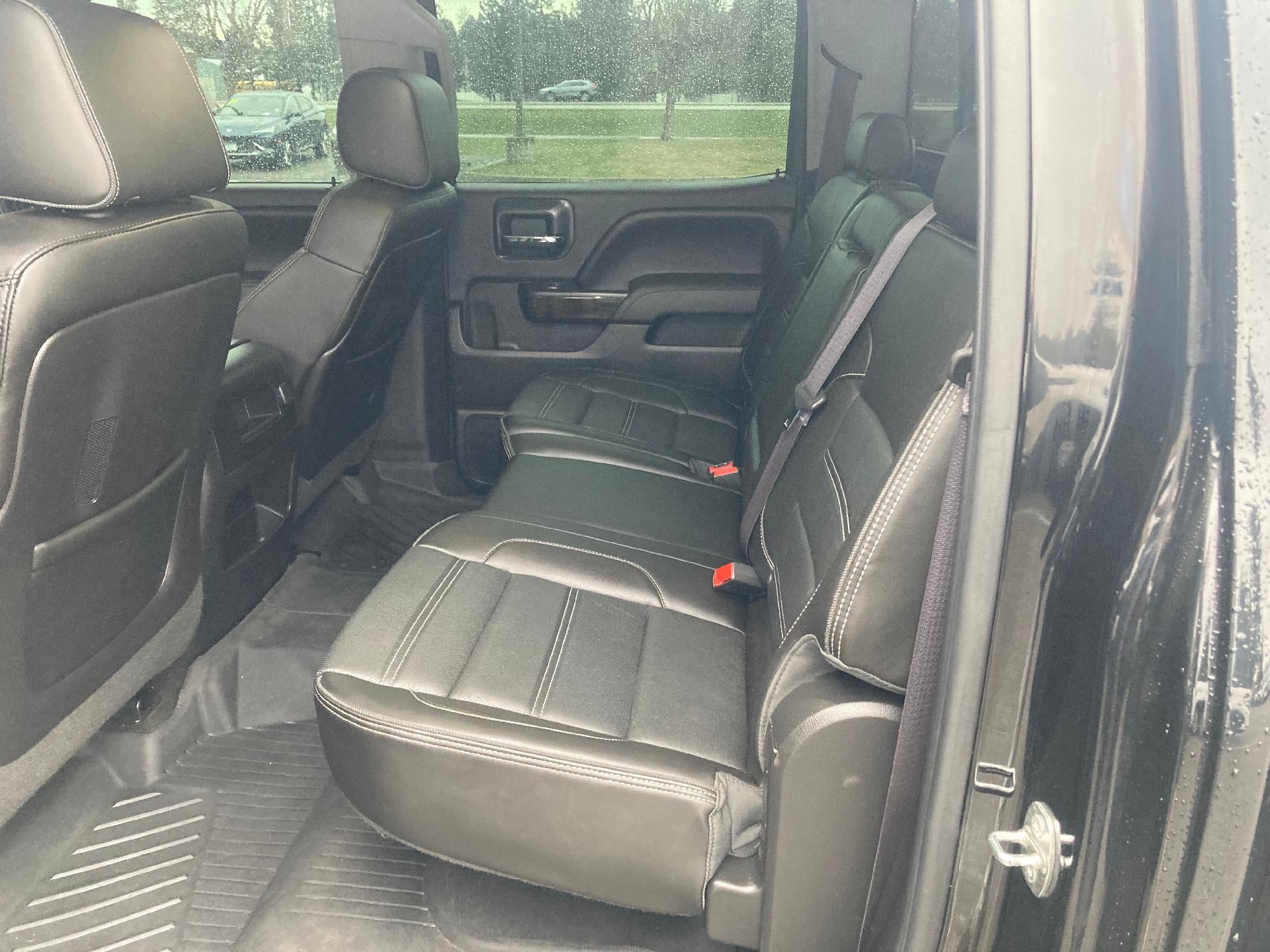 2015 GMC Sierra 1500 Power Sunroof, Heated and Cooled Seats, Trailering Package