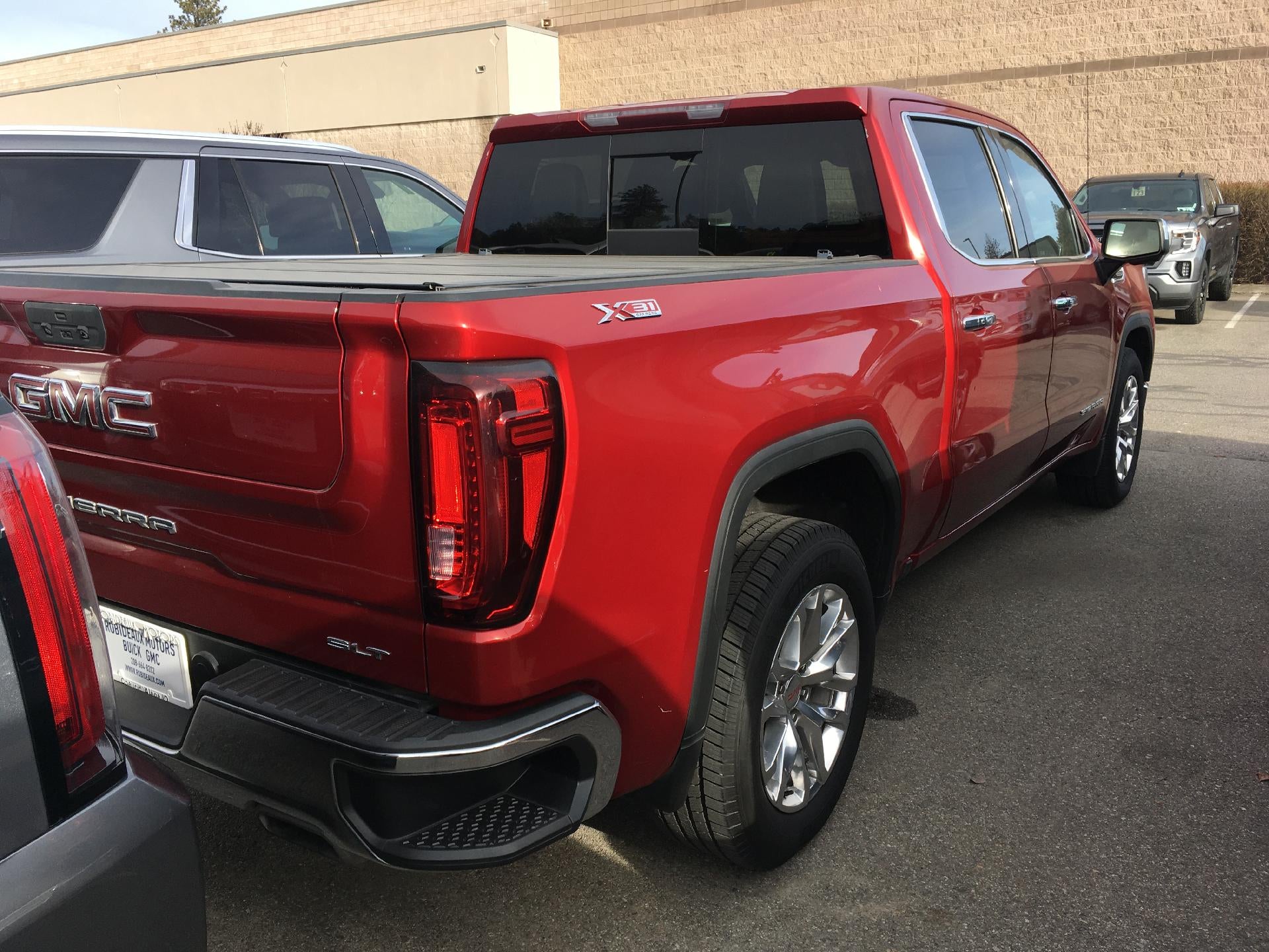 2021 GMC Sierra 1500 Power Lumbar Memory Heated and Cooled Seat, Heated Steering Wheel, HD Rear Vision Camera