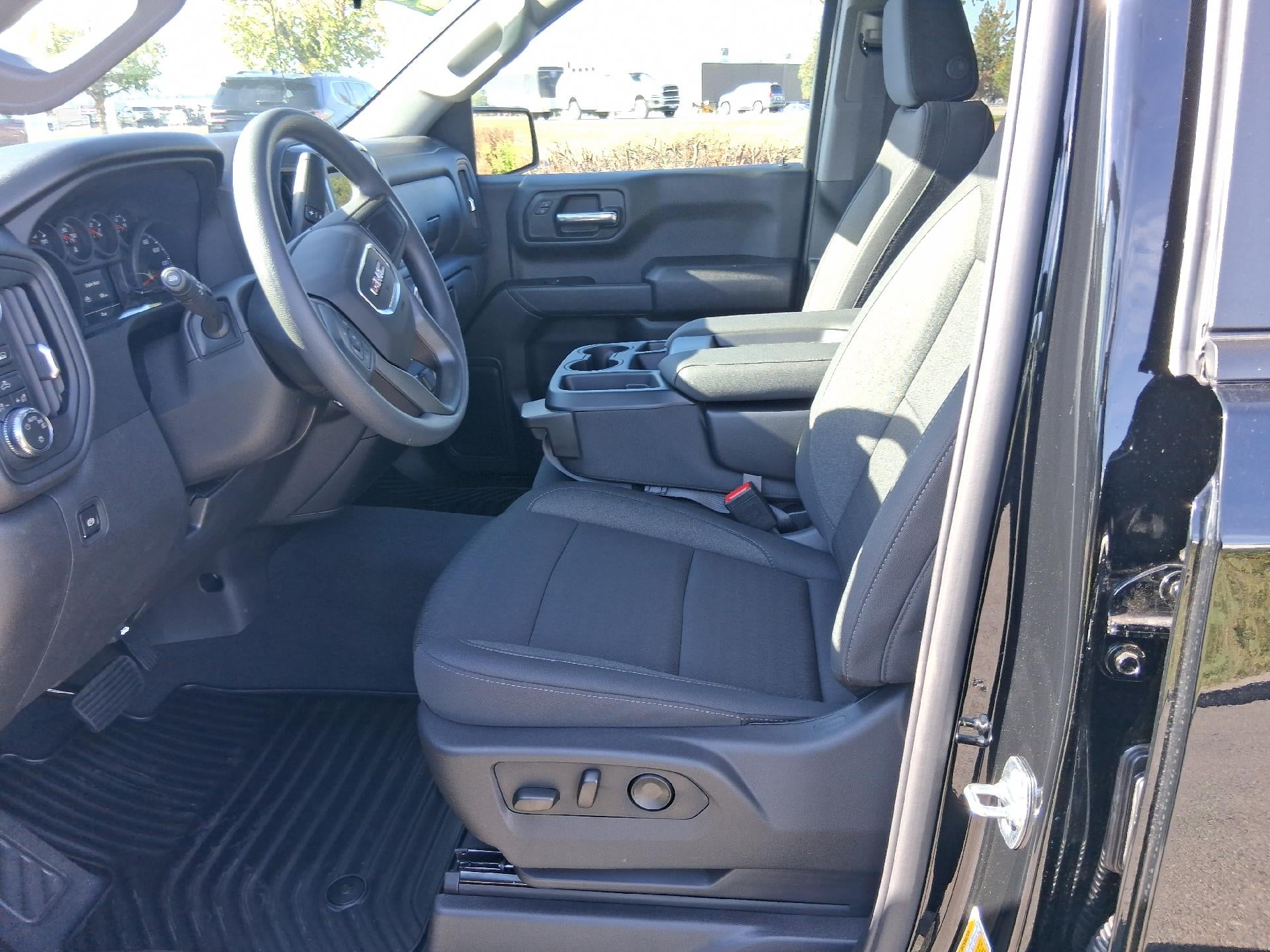 2026 GMC Sierra 1500 Crew Cab Short Box 4-Wheel Drive Pro