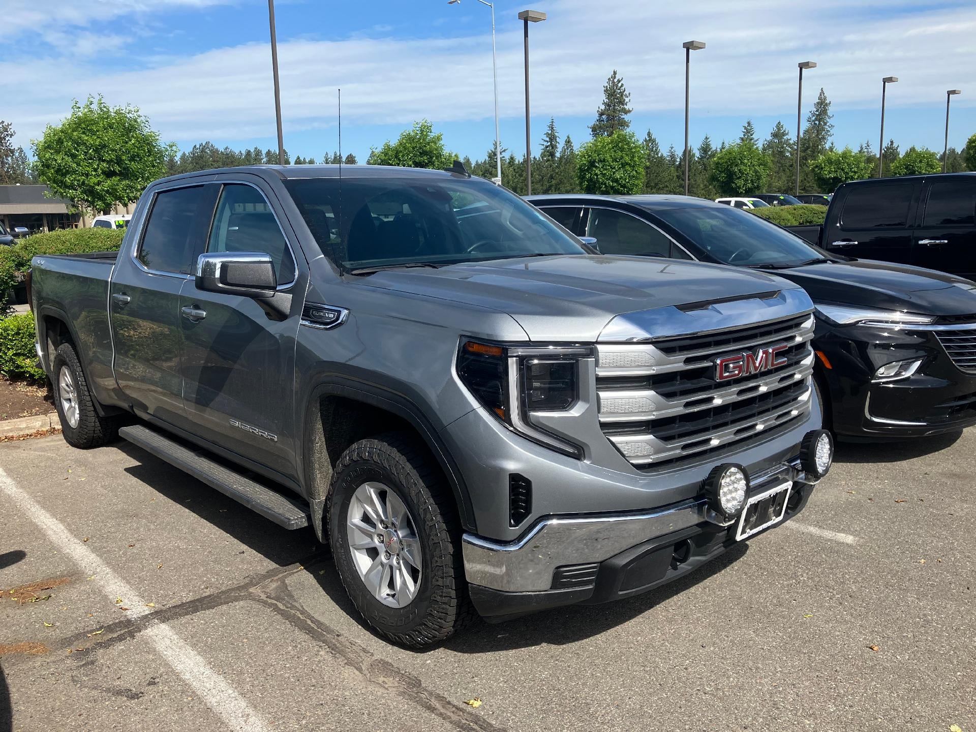 2023 GMC Sierra 1500 Power Heated Seat, Navigation, Trailering Package