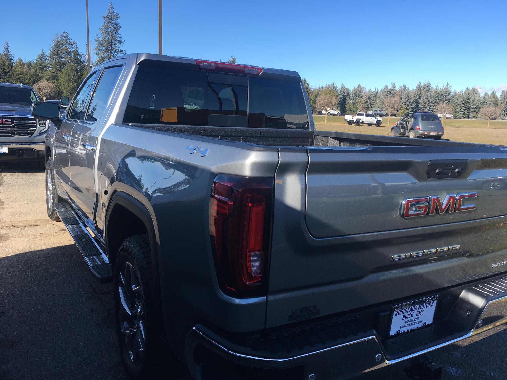 2026 GMC Sierra 1500 Crew Cab Short Box 4-Wheel Drive SLT