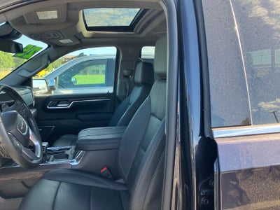 2025 GMC Sierra 1500 Power Memory Seat, Power Sunroof, Navigation, Adaptive Cruise Control