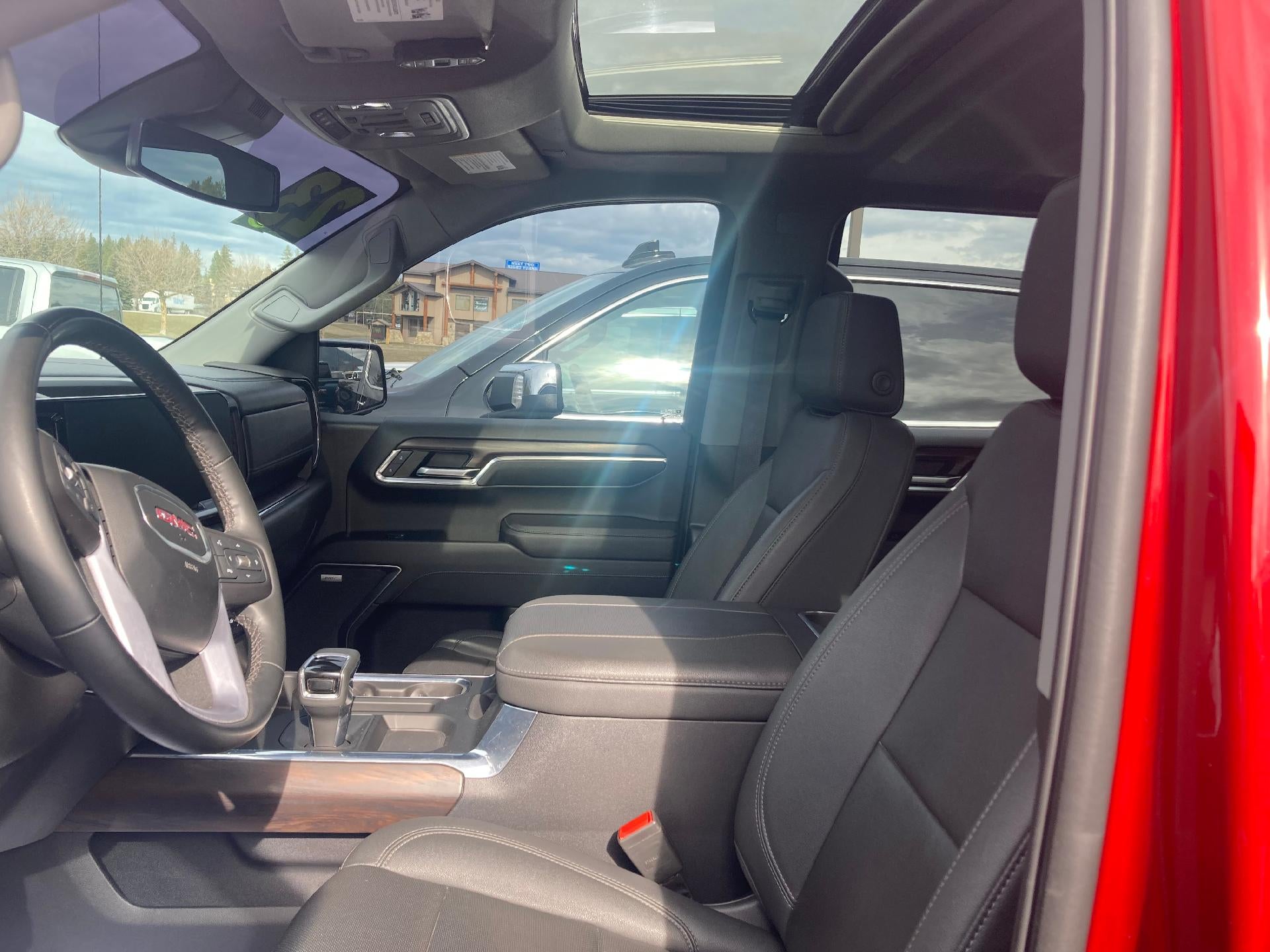 2023 GMC Sierra 1500 Power Memory Seat, Navigation, Power Sunroof, Adaptive Cruise Control