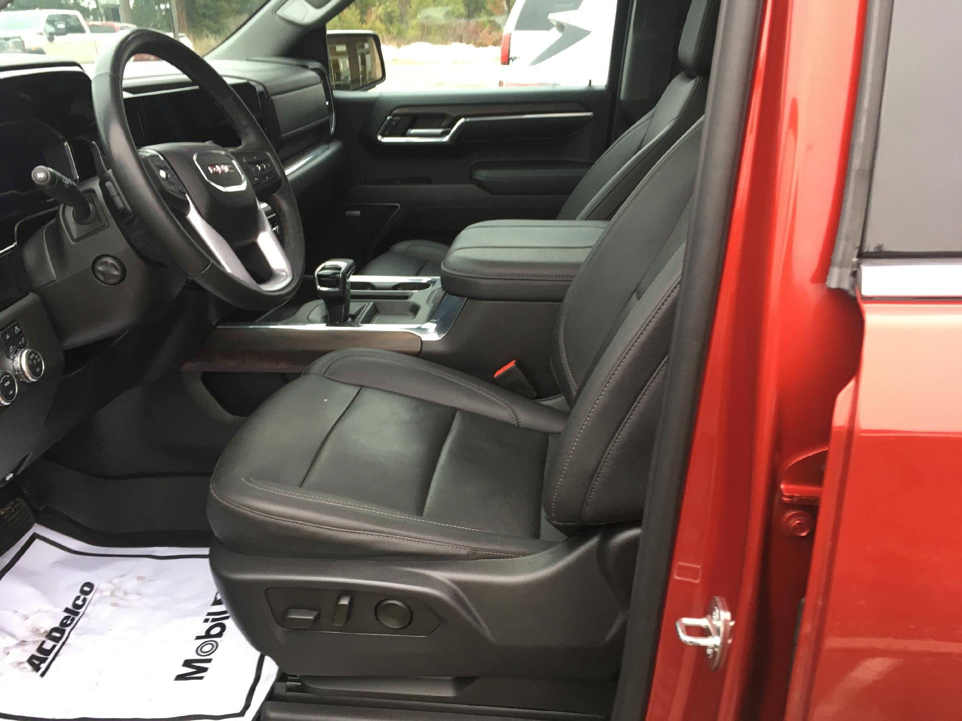 2023 GMC Sierra 1500 Leather Memory Power Seat, Power Sunroof, Navigation