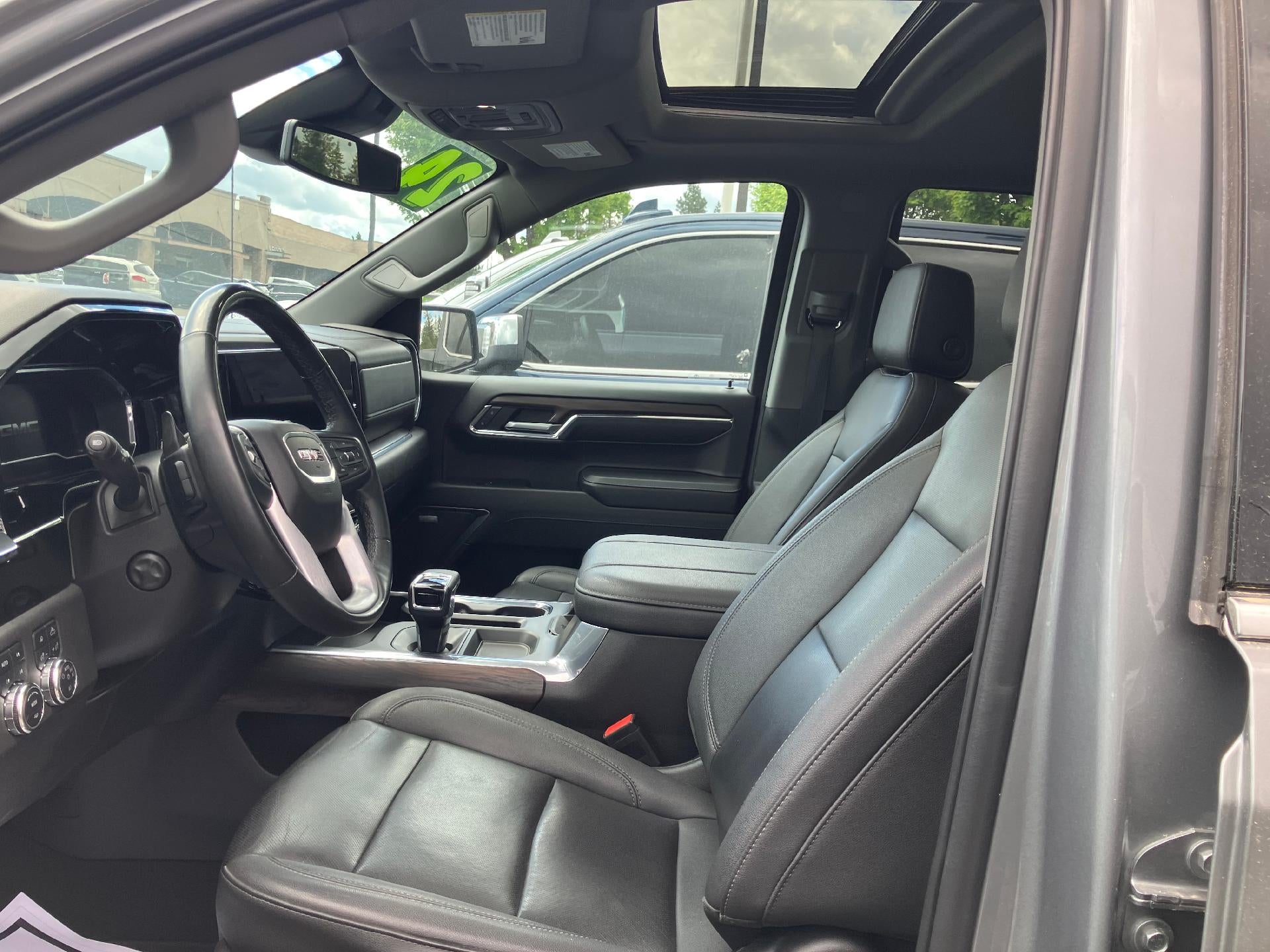 2024 GMC Sierra 1500 Power Memory Heated and Cooled Seat, Power Sunroof, Navigation,