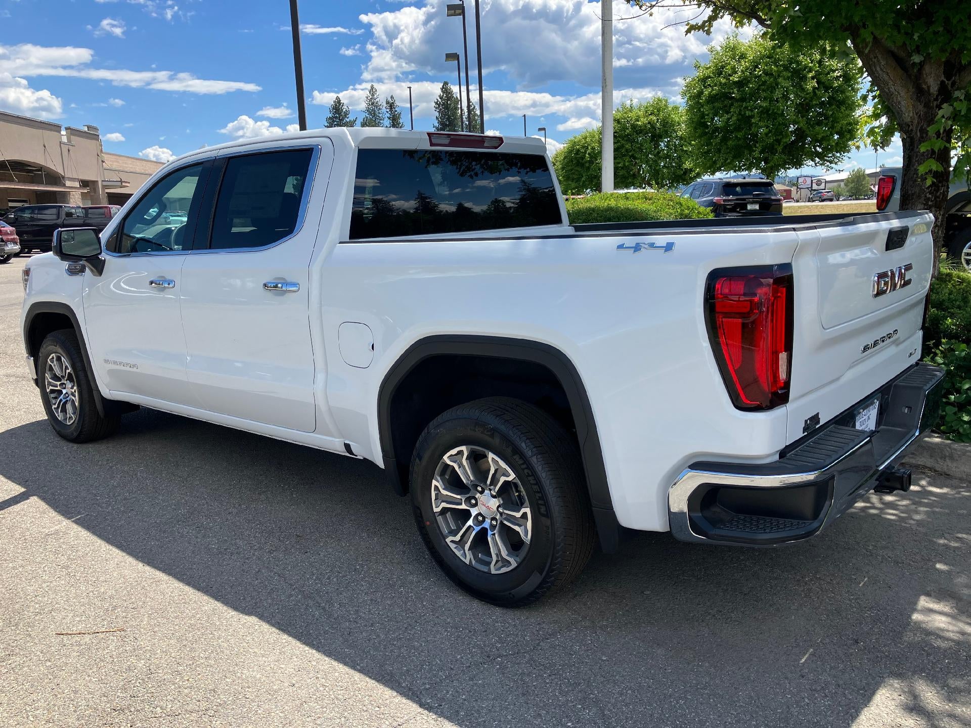 2026 GMC Sierra 1500 Crew Cab Short Box 4-Wheel Drive SLT