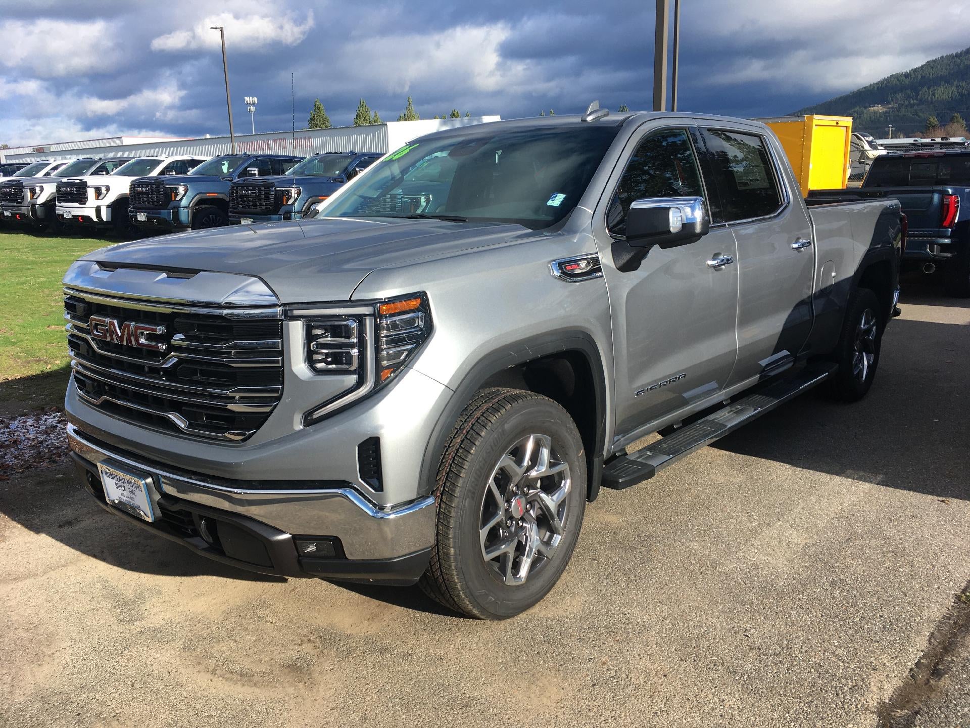 2026 GMC Sierra 1500 Crew Cab Standard Box 4-Wheel Drive SLT