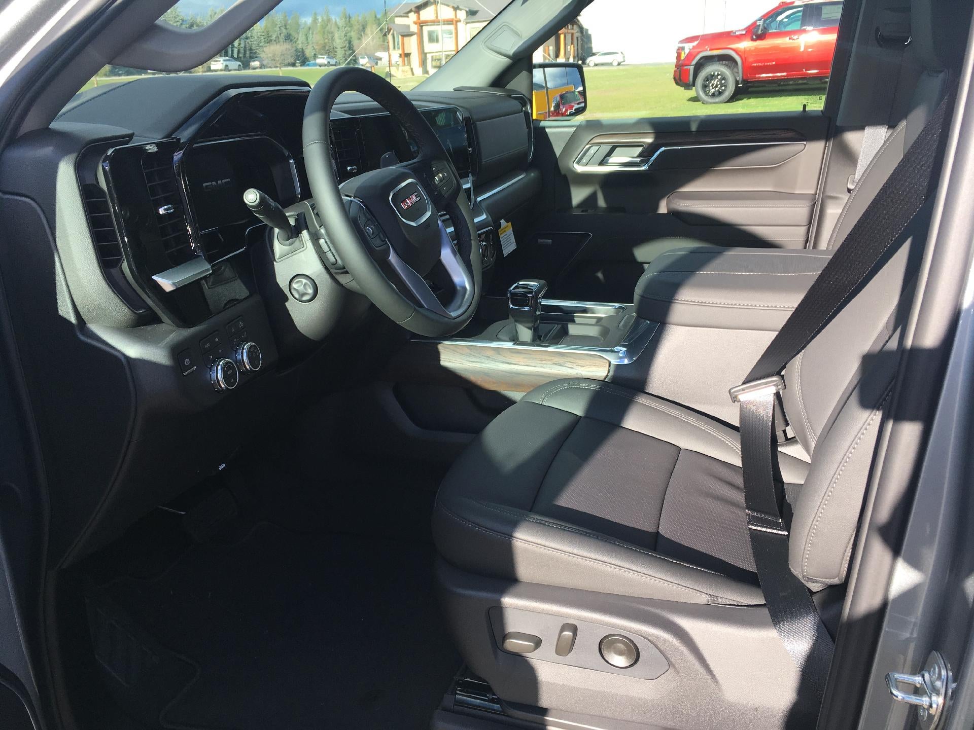 2026 GMC Sierra 1500 Crew Cab Standard Box 4-Wheel Drive SLT