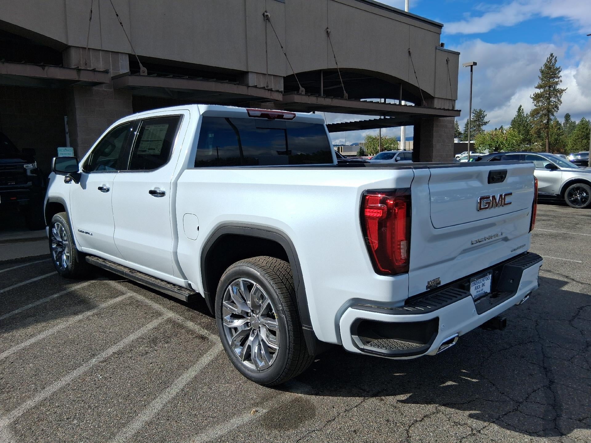 2026 GMC Sierra 1500 Crew Cab Short Box 4-Wheel Drive Denali