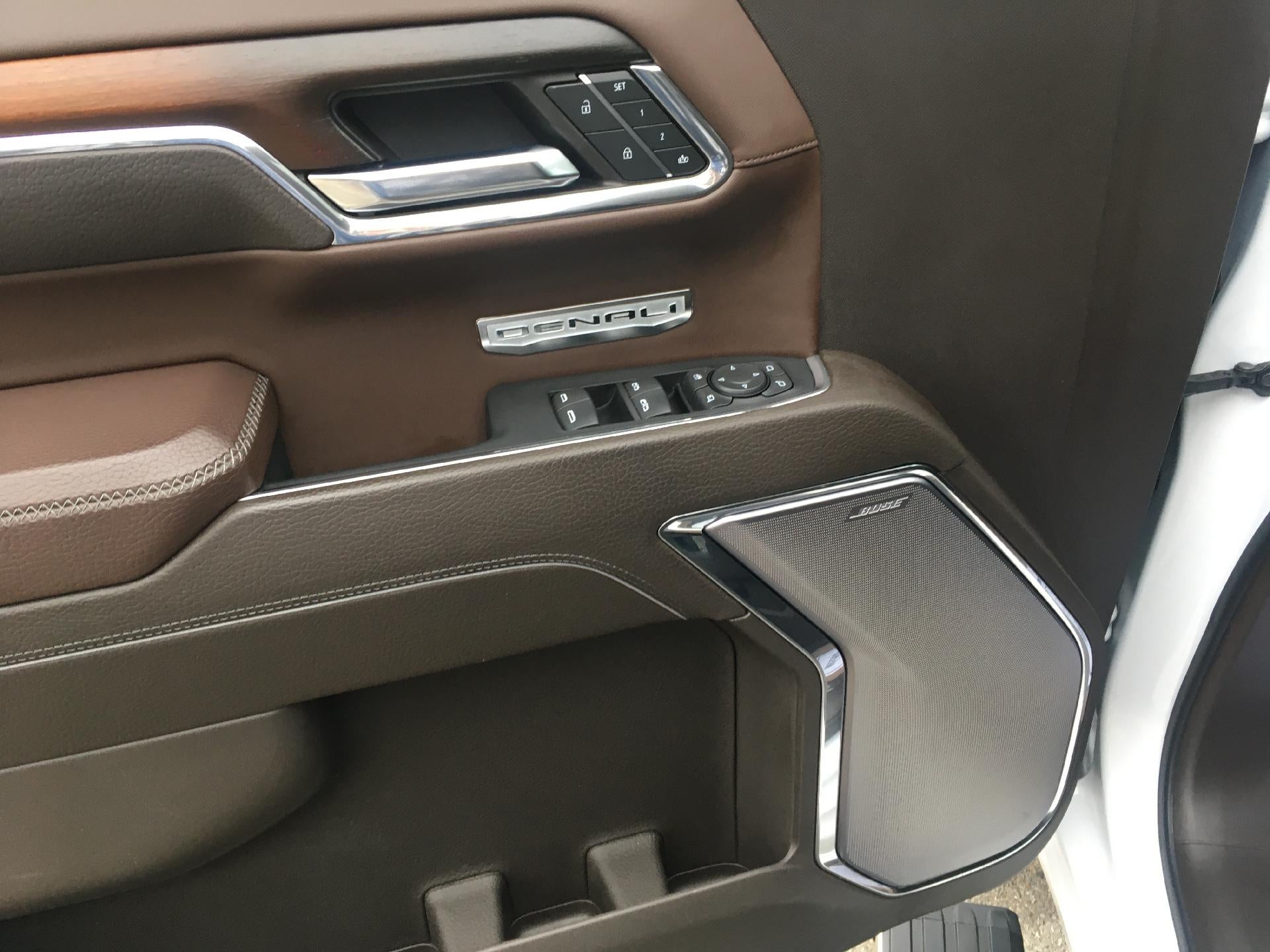 2024 GMC Sierra 1500 Power Memory Lumbar Seat, Technology Package, Navigation