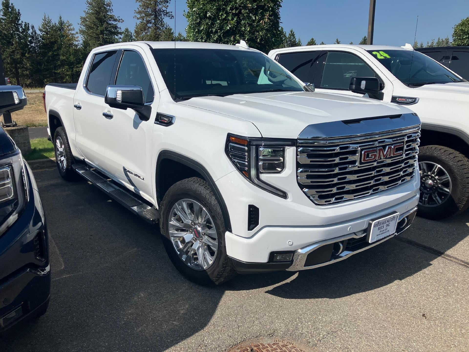 2023 GMC Sierra 1500 Technology Package, Power Memory Heated and Cooled Seat, Navigation