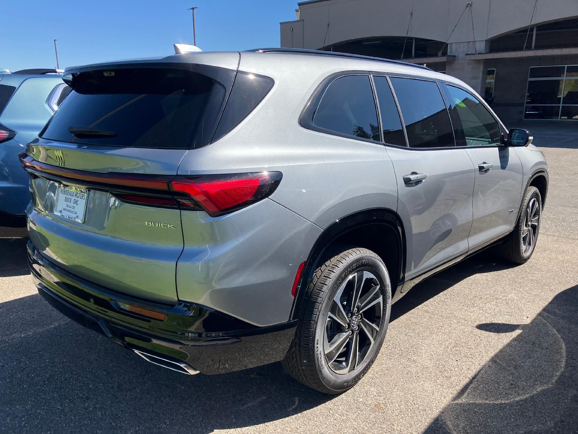 2026 Buick Enclave 4dr Sport Touring