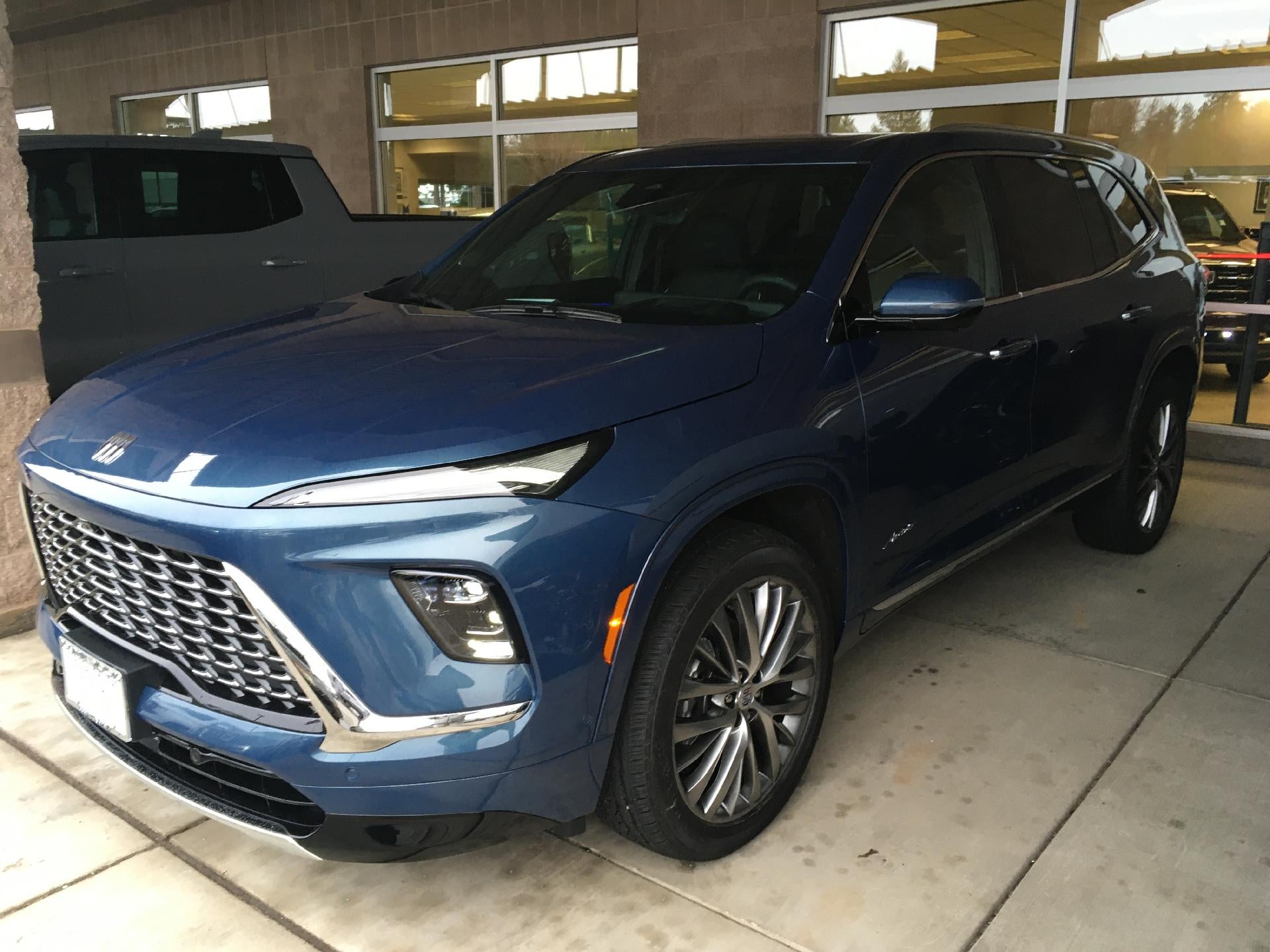 2026 Buick Enclave 4dr Avenir