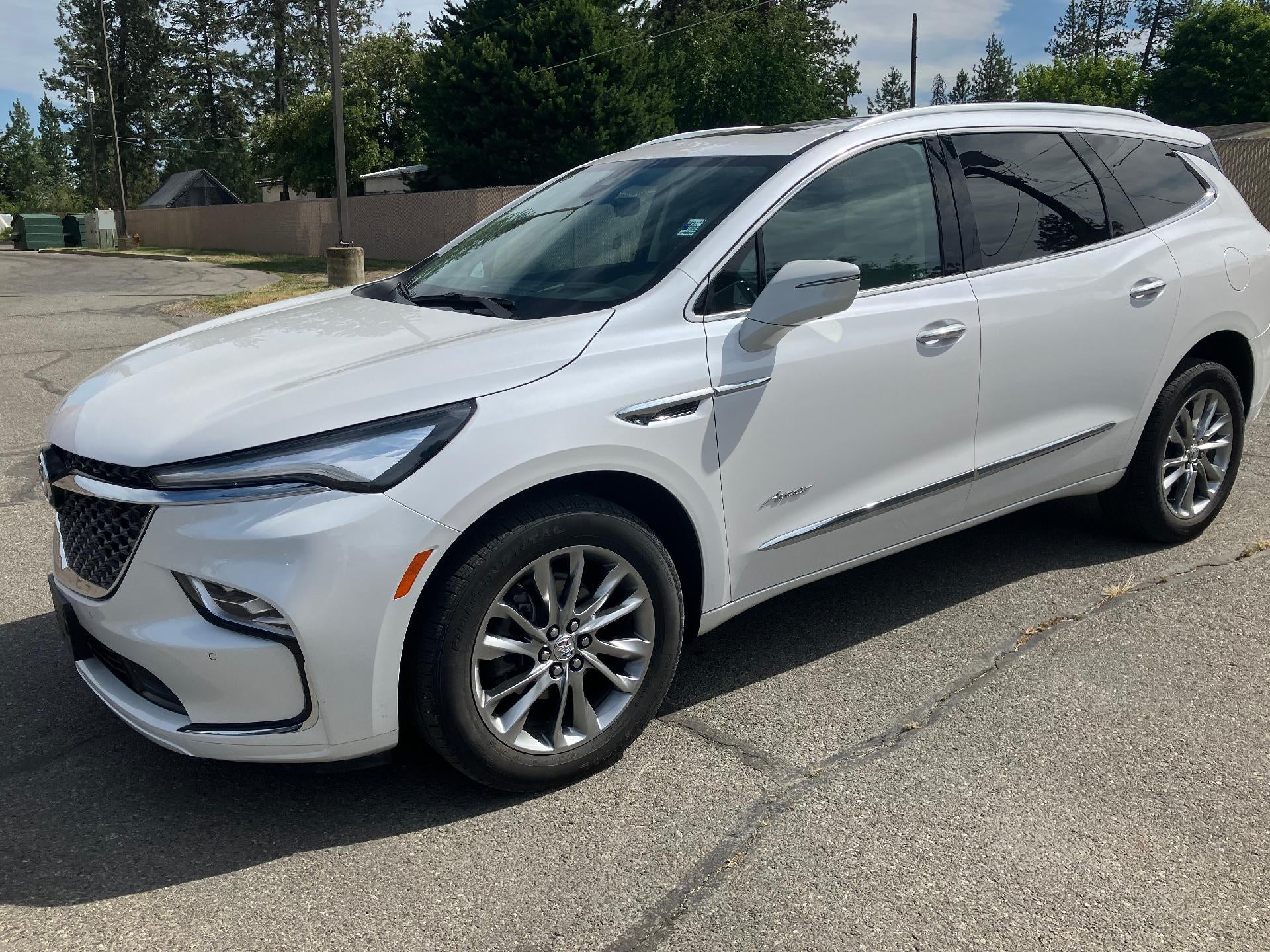 2024 Buick Enclave Power Lumbar Massage Seat, Technology Package, Sunroof, Navigation