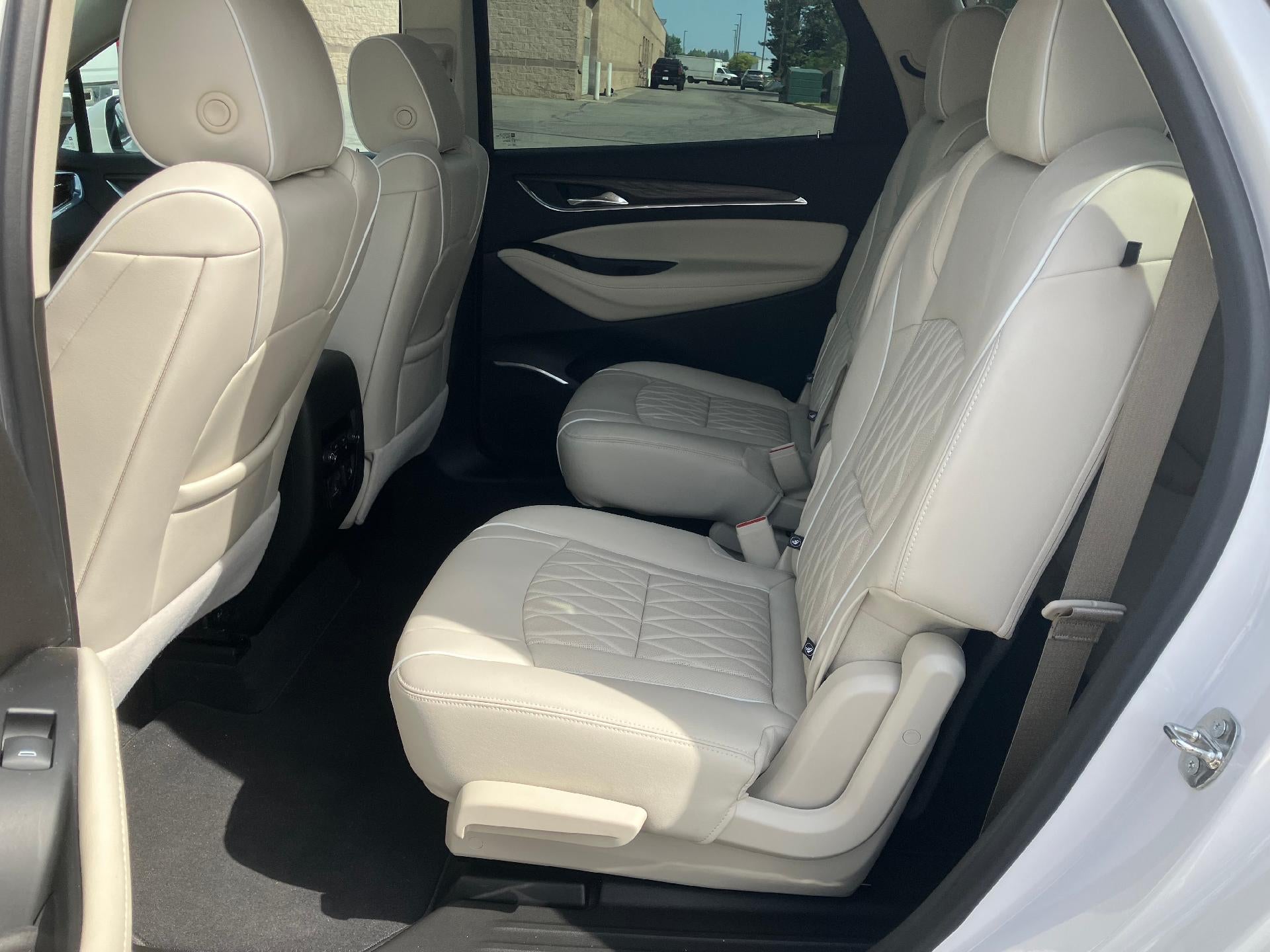 2024 Buick Enclave Power Lumbar Massage Seat, Technology Package, Sunroof, Navigation