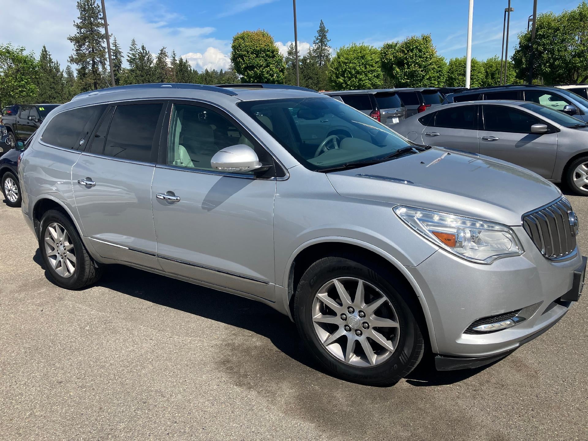 2017 Buick Enclave Leather Power Memory Lumbar Seat, Power Dual Moonroof, Navigation, Luxury Package
