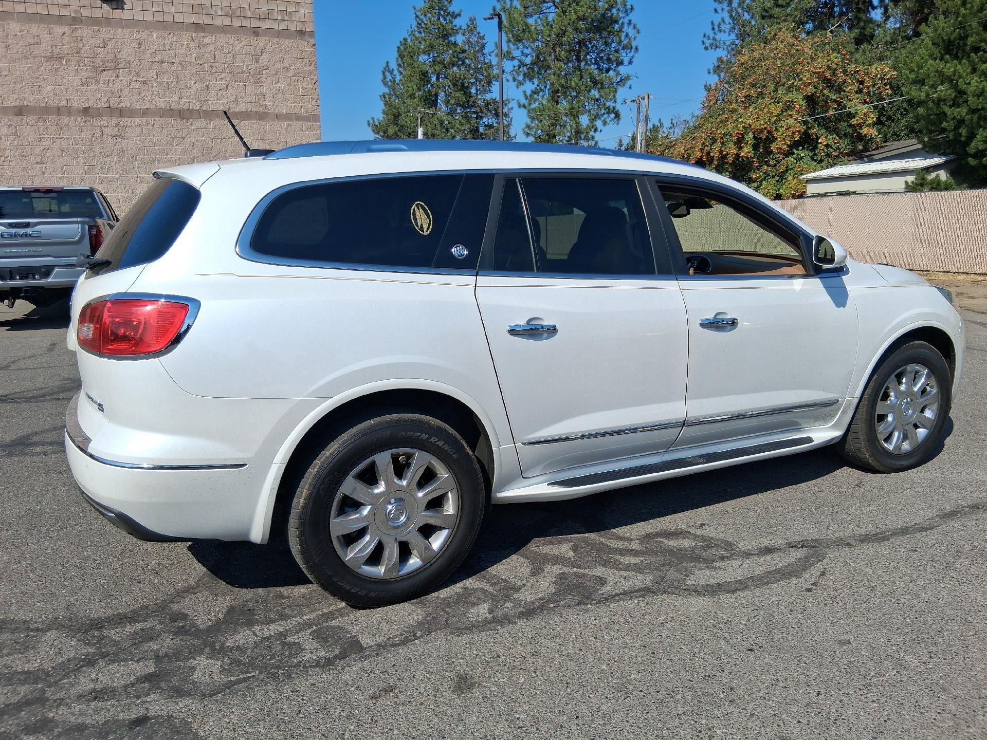 2017 Buick Enclave Power Memory Lumbar Seat, Climate Control, Power Moonroof