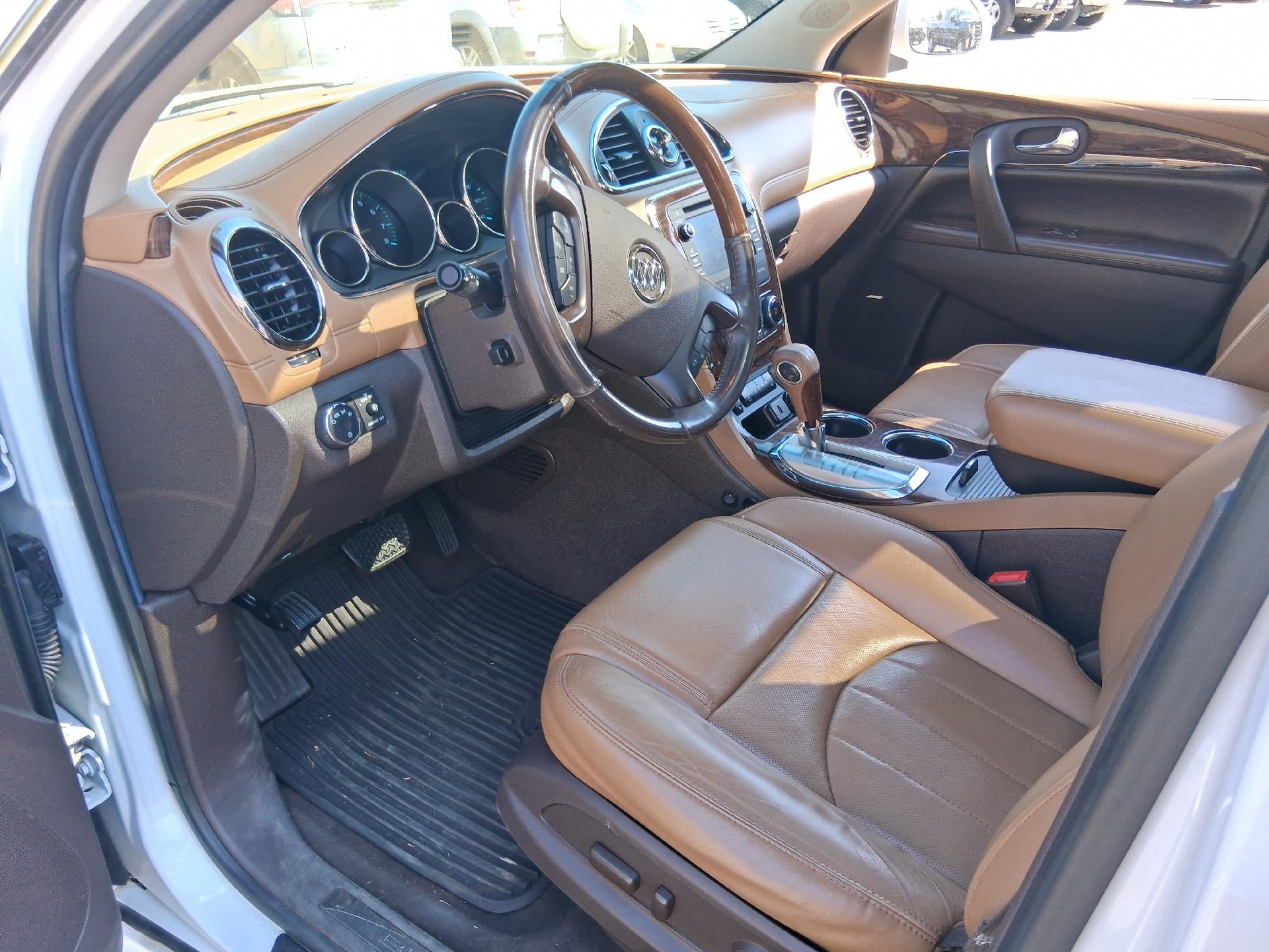 2017 Buick Enclave Power Memory Lumbar Seat, Climate Control, Power Moonroof