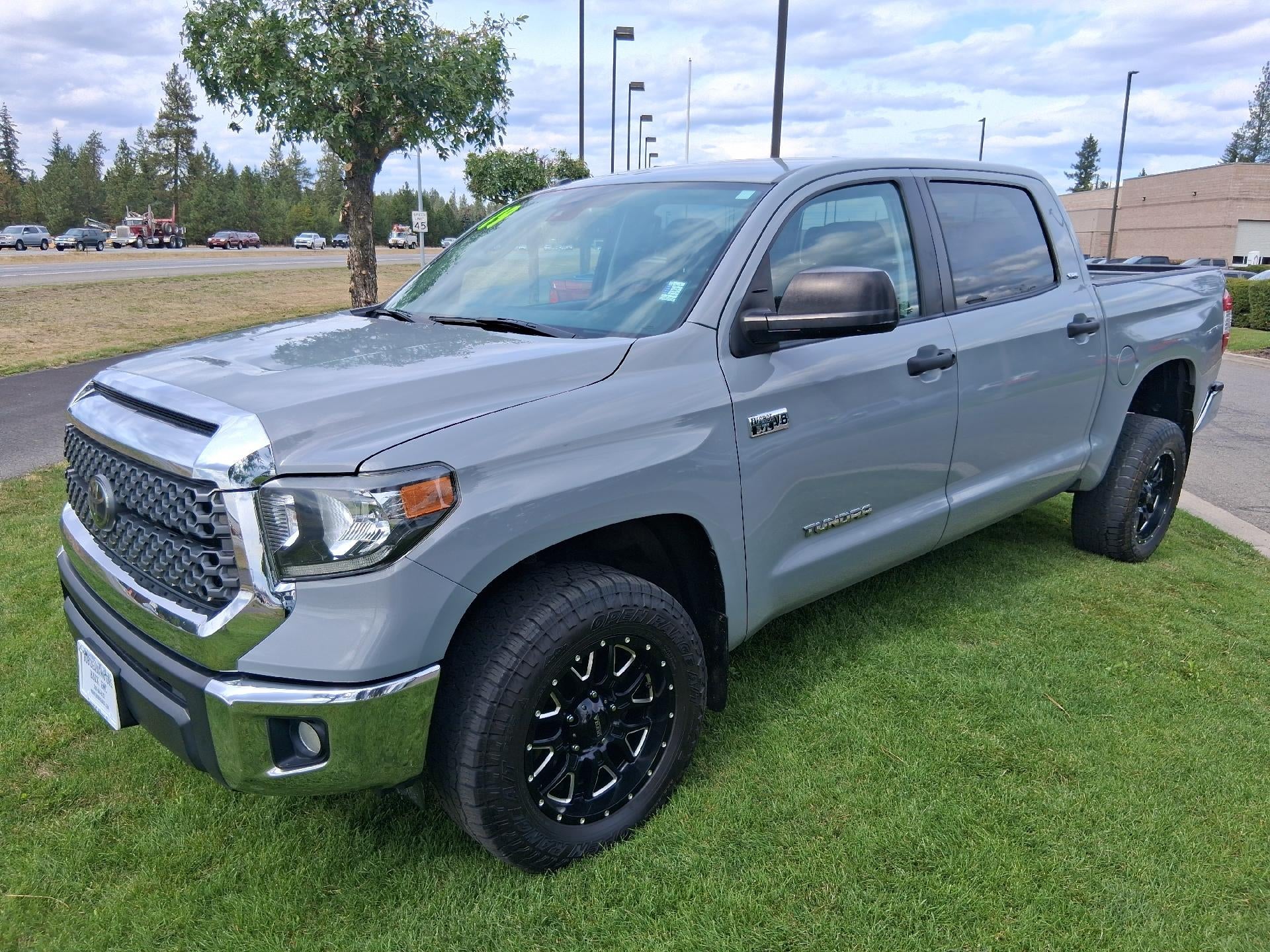 2019 Toyota Tundra 4WD SR5, Power Lumbar Seat, Cruise Control, Keyless Entry