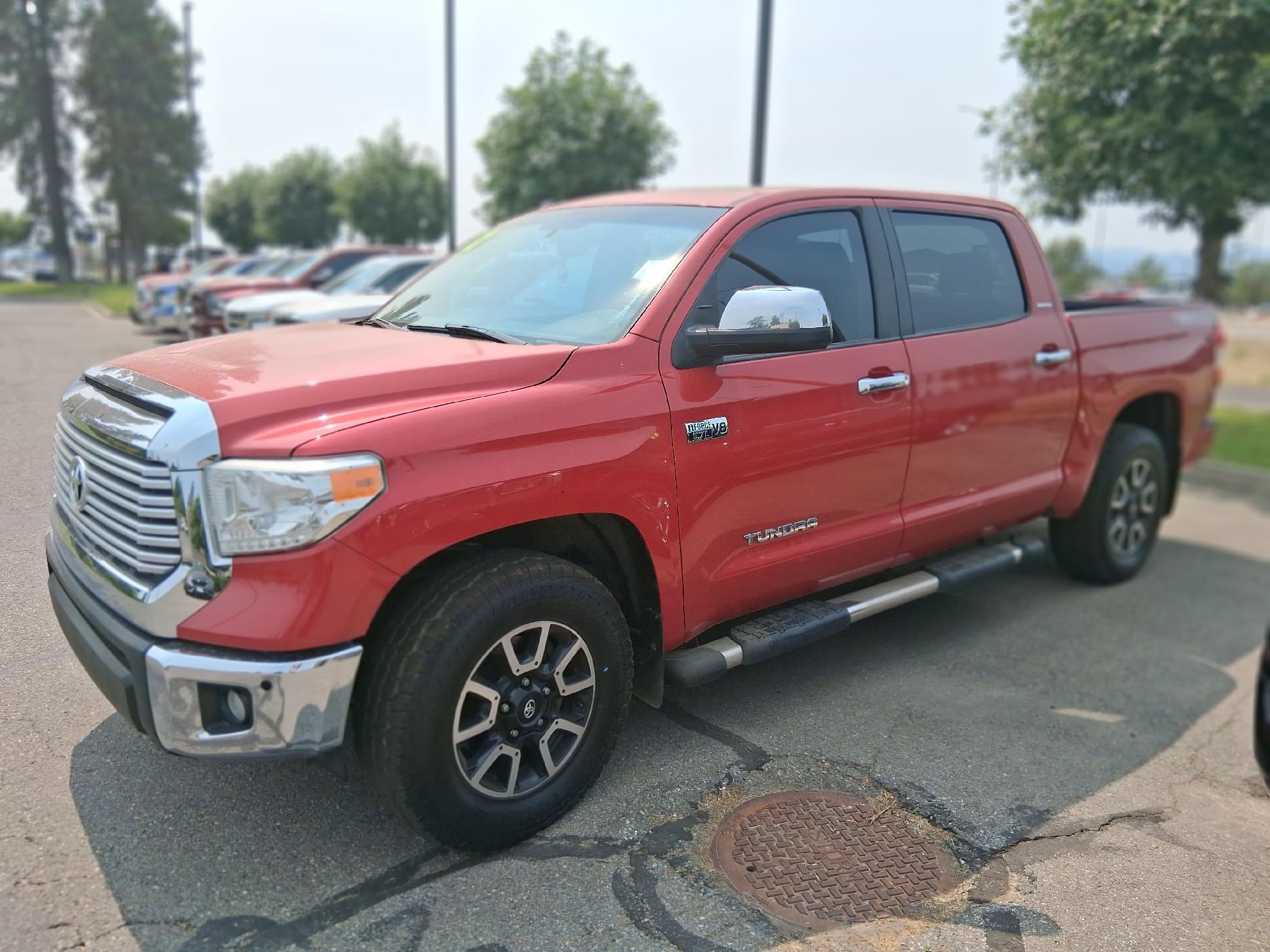 2017 Toyota Tundra 4WD Power Heated Seat, Navigation, Cruise Control