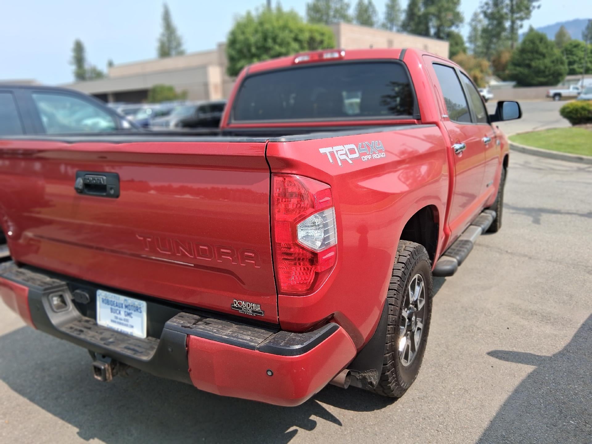 2017 Toyota Tundra 4WD Power Heated Seat, Navigation, Cruise Control