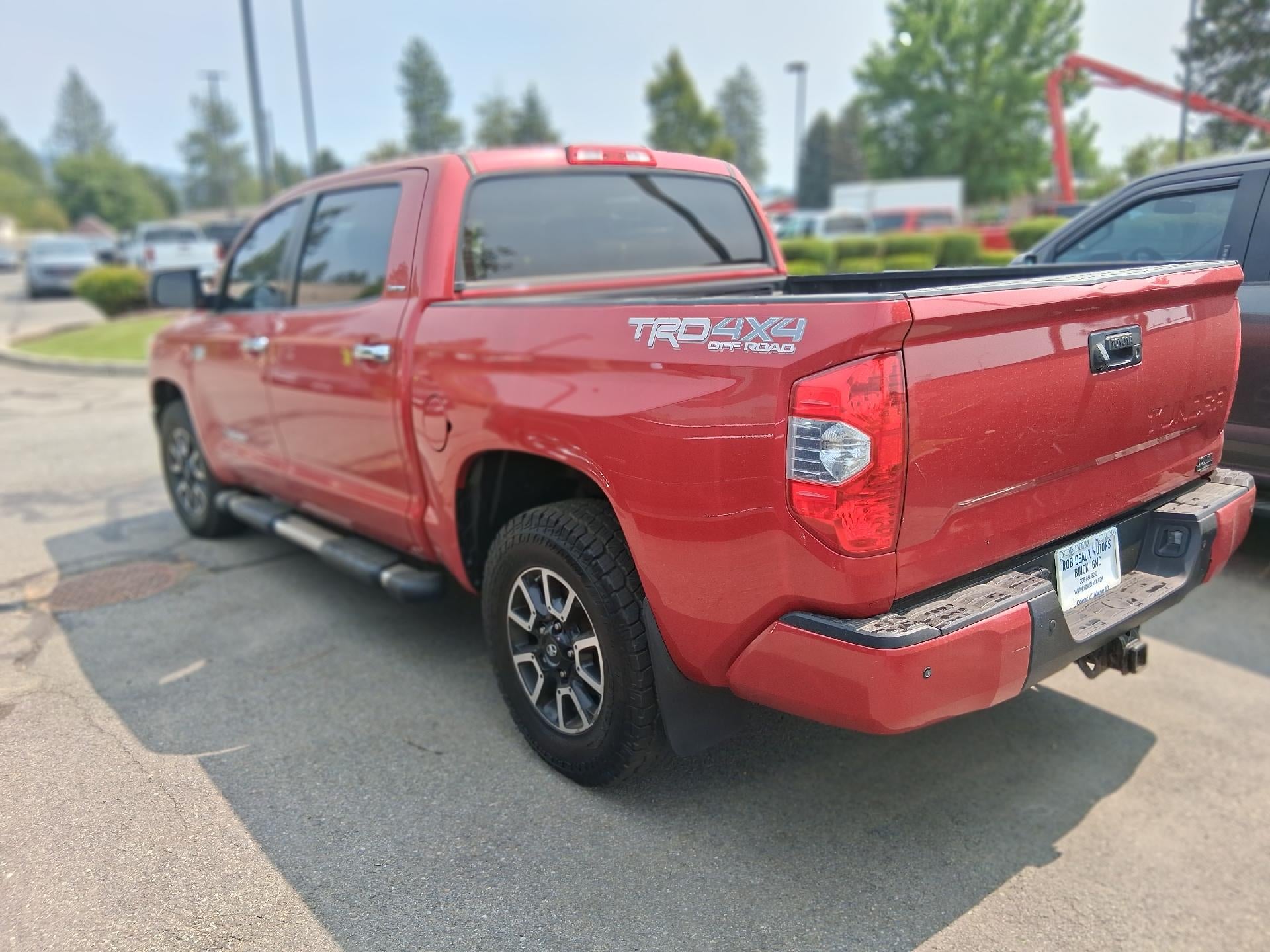 2017 Toyota Tundra 4WD Power Heated Seat, Navigation, Cruise Control