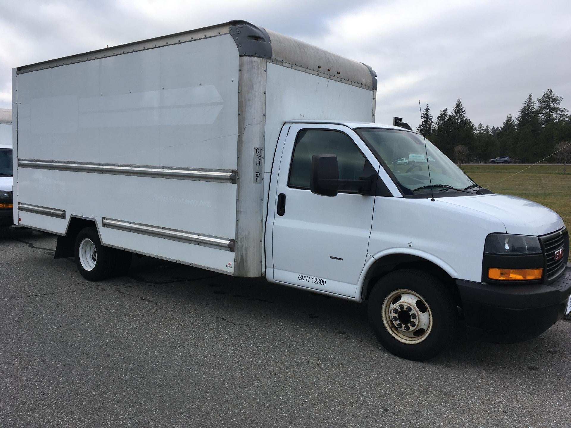 2021 GMC Savana Cutaway 3500 Base