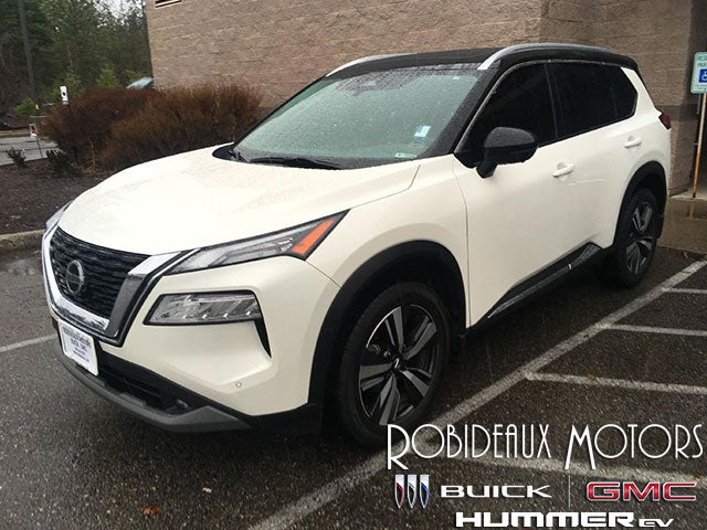 2021 Nissan Rogue Power Lumbar Memory Seat, Sunroof, Back Up Camera